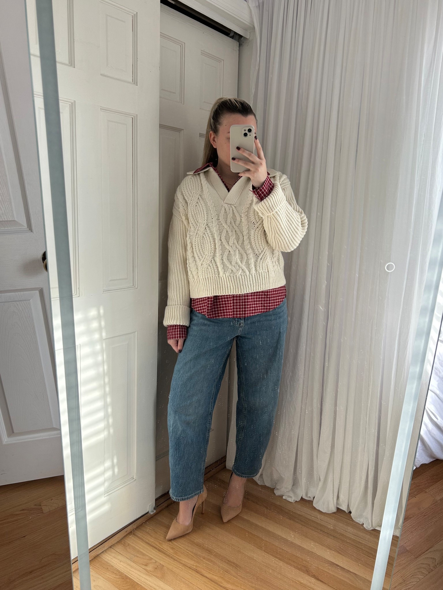 Cozy fall outfit, fall fashion, autumn outfit, workwear, closet staples🍂 wearing size small in everything, us4 in jeans🤎

#LTKgrwm #LTKmorningroutine #LTKstorytime