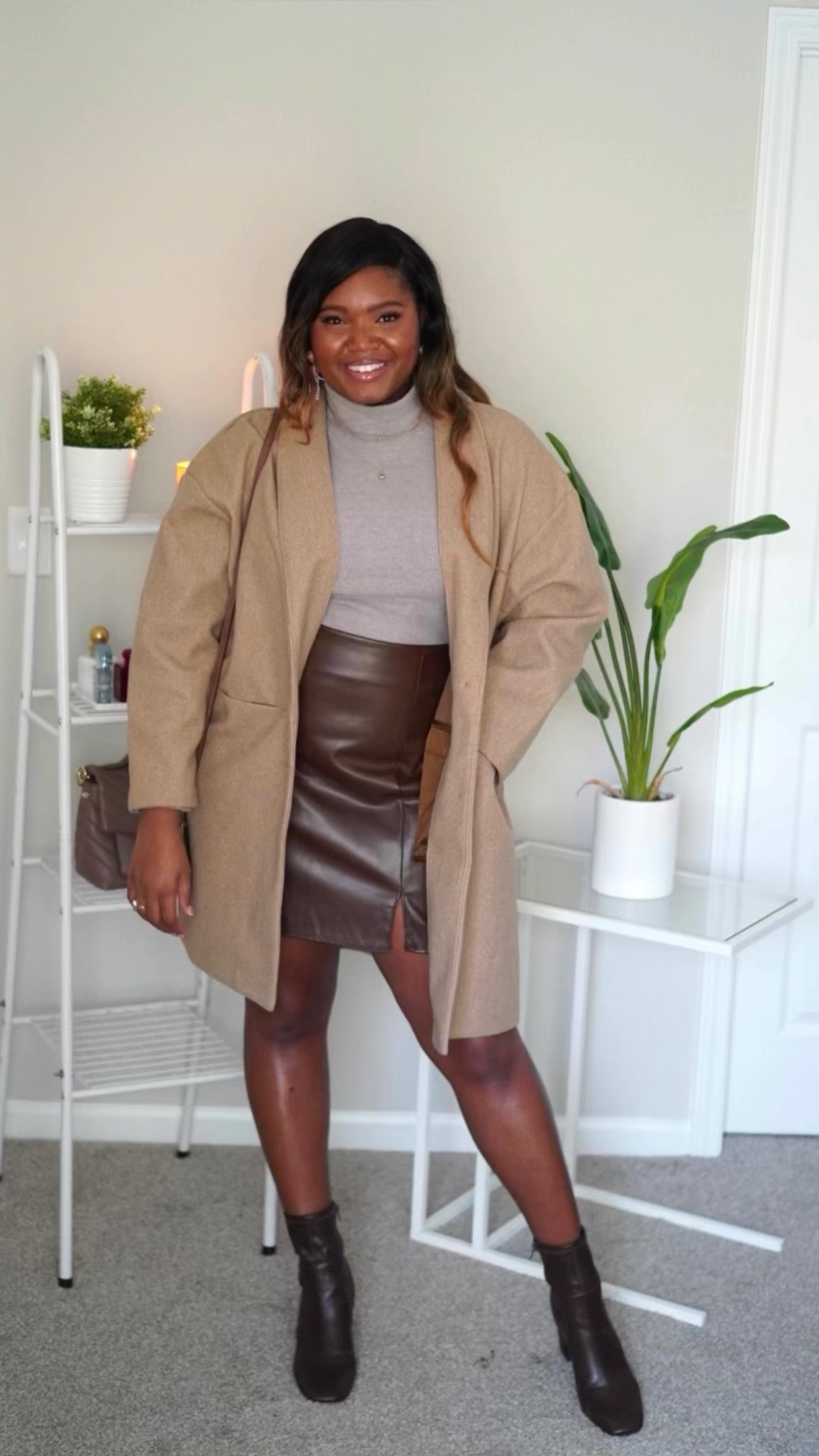 When your outfit matches your coffee order - all brown, all cozy 🤎☺️ rise and shine! 

Fun fact: this entire look is from @oldnavy! I’ve found so many trendy finds for a great price there.

Top, skirt, and cardigan jacket are all XL

#LTKstyletip #LTKplussize #LTKSeasonal