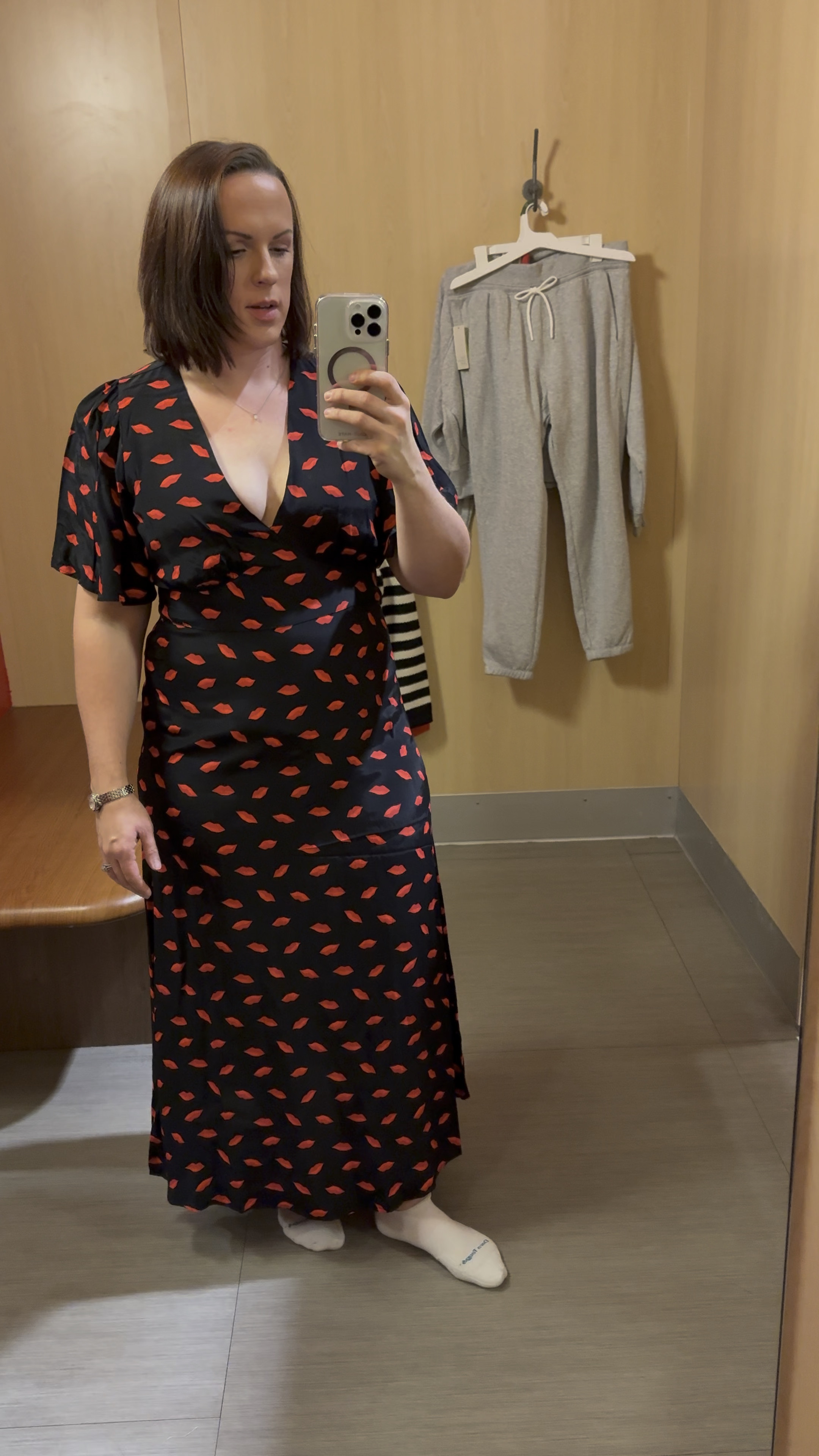 I absolutely LOVE ❤️ this dress! It actually makes my mid section look smaller. I found it at Target 🎯 but unfortunately it won’t let me tag it for some reason. I wearing a size large.

5’2”, 182lbs, 36B

#LTKMidsize #LTKFindsUnder50 #LTKSaleAlert