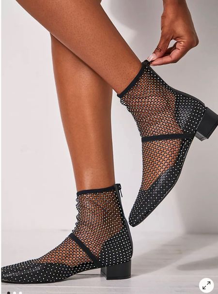 Mesh magical shoes for the holidays. Just pair with satin or silk separates … gorgeous!! 
Hurry limited sizes!! 
Fall shoes 
