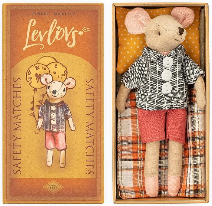 LEVLOVS Mouse in a Box Toy Baby Registry Gift (Boy Mouse) | Amazon (US)