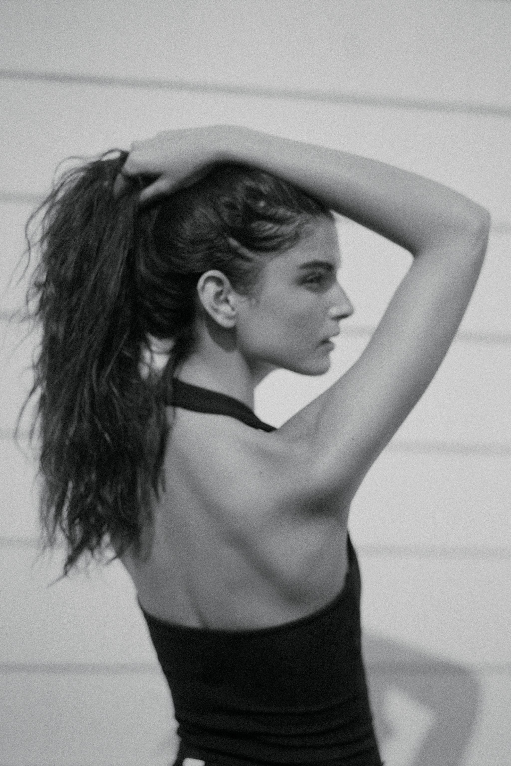 HALTER TOP | Zara UK