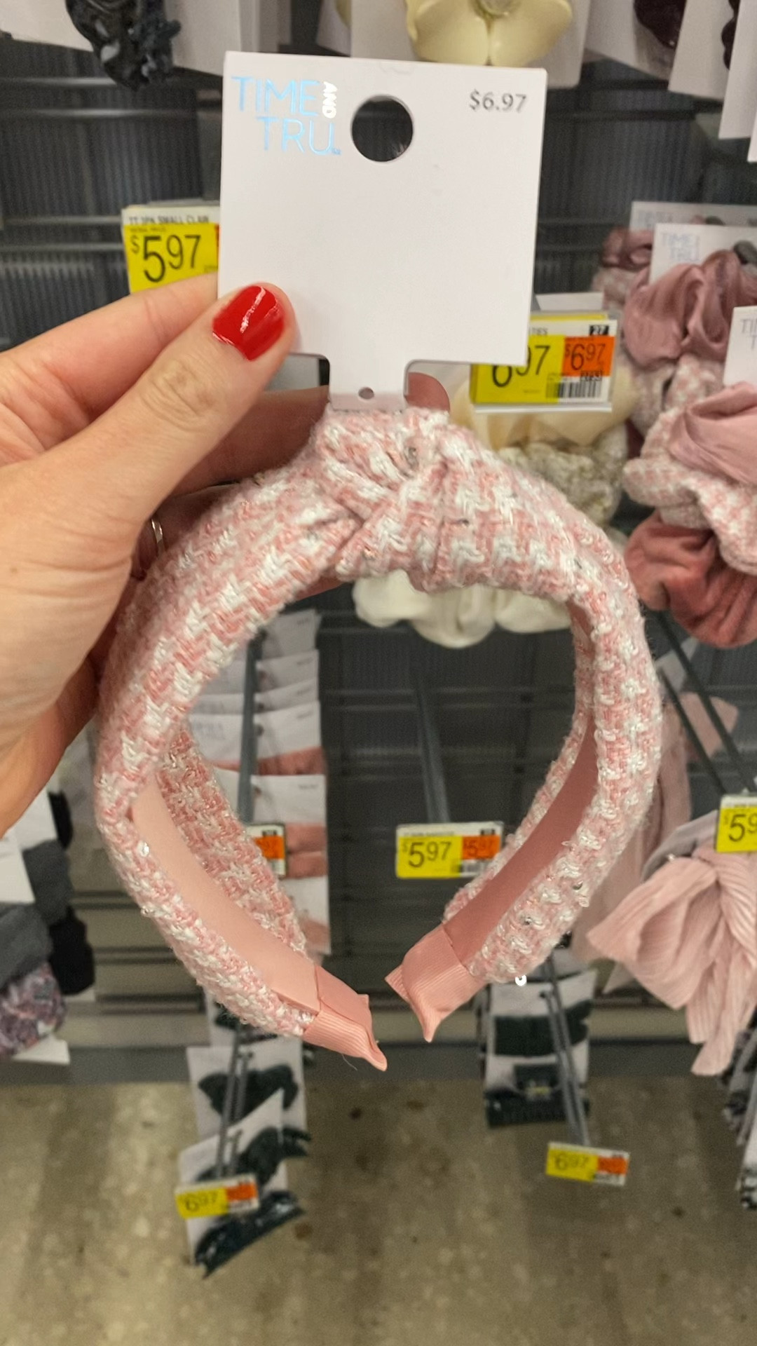 🎀✨pink tweed headband 🎀✨ the perfect winter pink headband! Affordable and so chic!
This Walmart hair accessory is so cute and comes in multiple colors!

Top knot headband, tweed headband, pink headband, winter headband , Walmart, Walmart hair accessory, Walmart fashion , pink outfit 

#LTKfindsunder50 #LTKfindsunder100 #LTKVideo