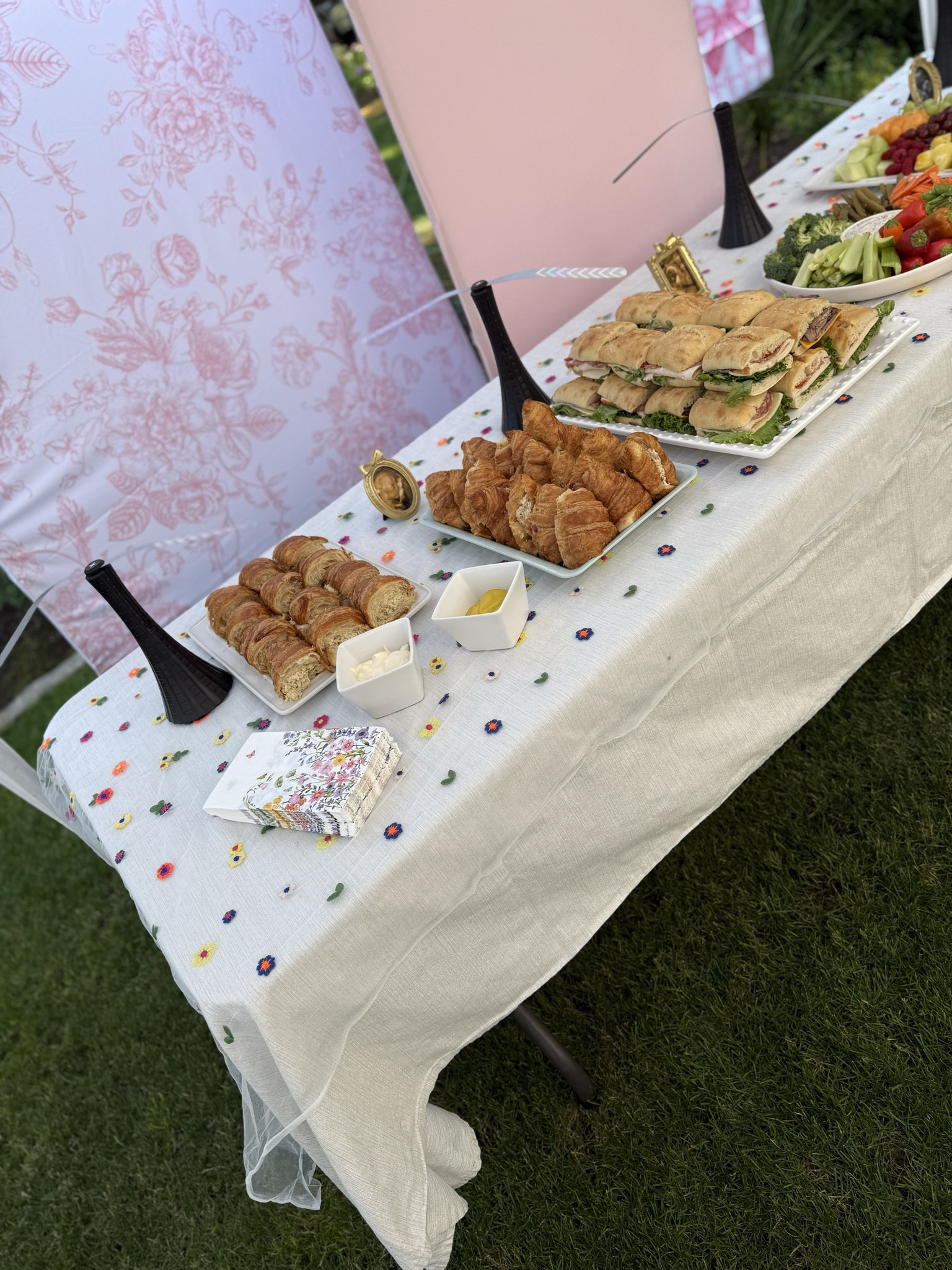 Baby in bloom baby shower/: baby girl baby shower idea// spring baby shower// baby shower hosting 

#LTKBump #LTKParties #LTKBaby