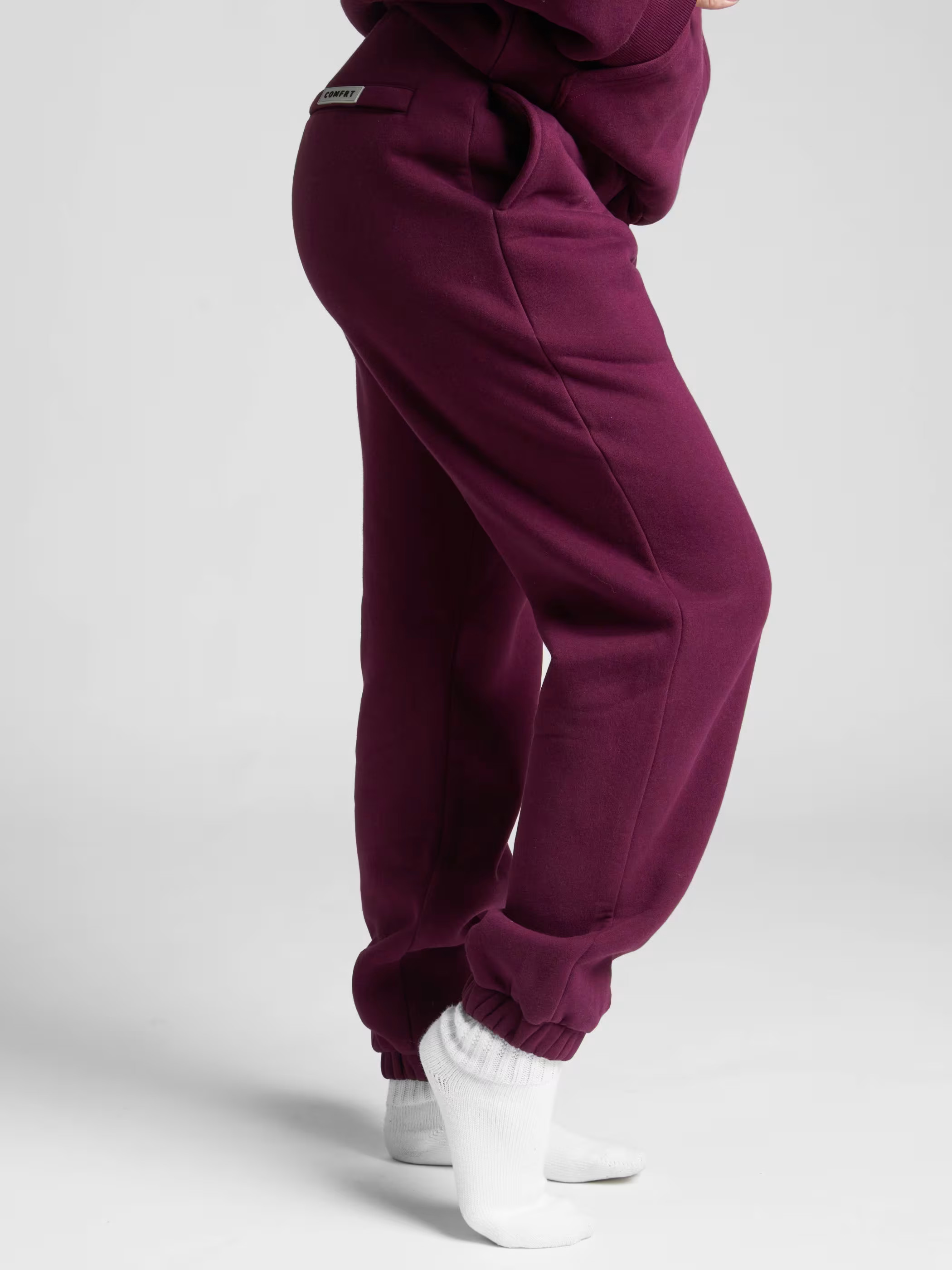 Travel Essentials Sweatpants — Comfrt | Comfrt