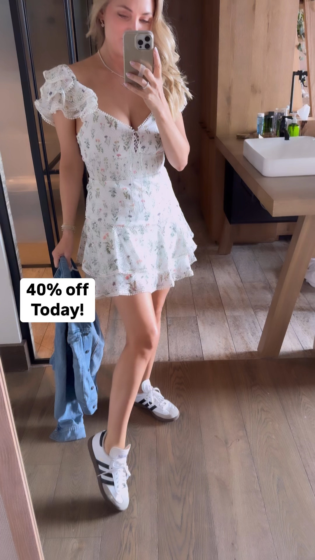 40% off this pretty floral summer dress 
Wearing 6 

#LTKSaleAlert #LTKOver40 #LTKFindsUnder100