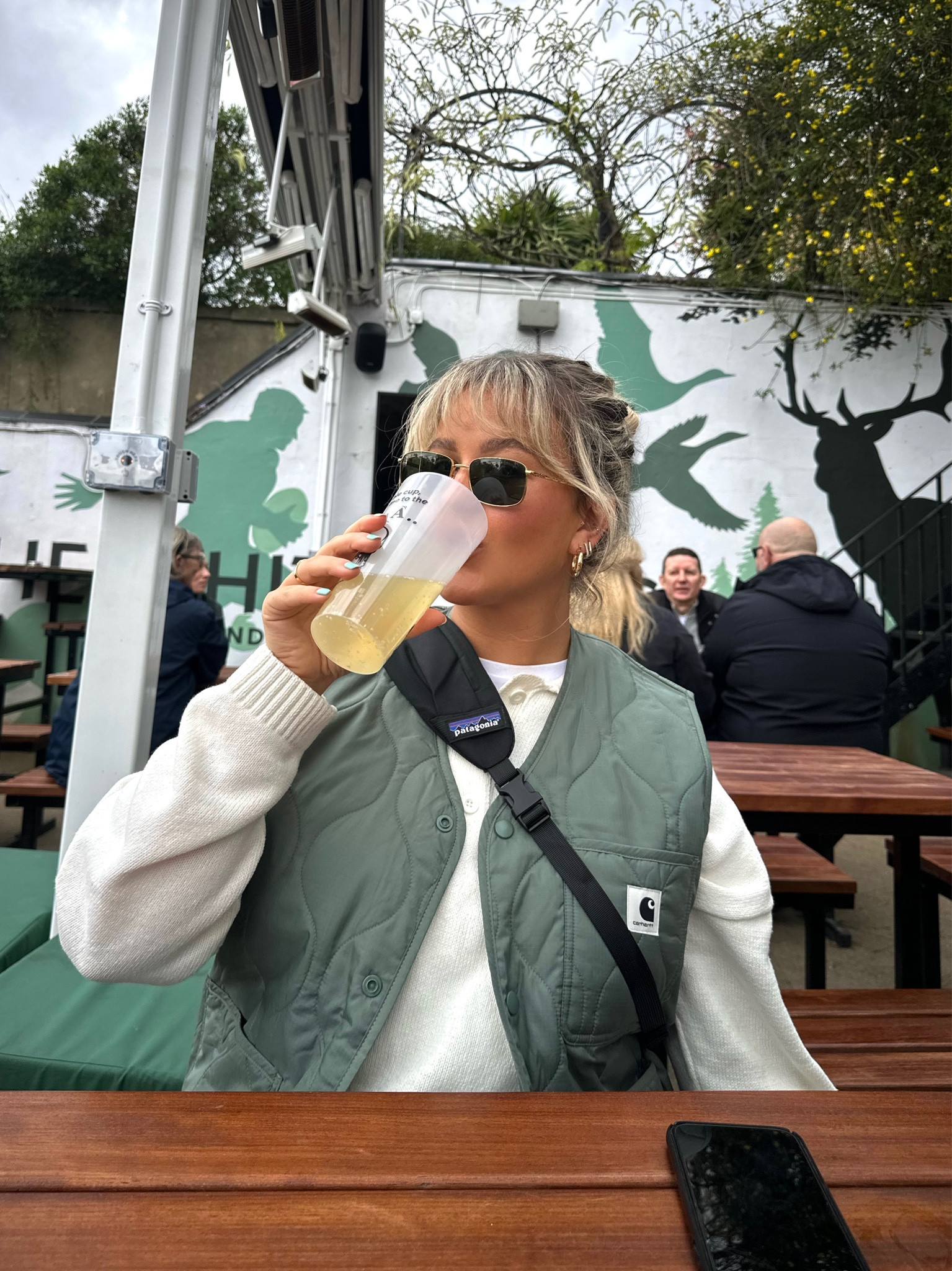 Quilted vest + sunnies + sling bag 🍻

#LTKeurope #LTKfindsunder100 #LTKSeasonal