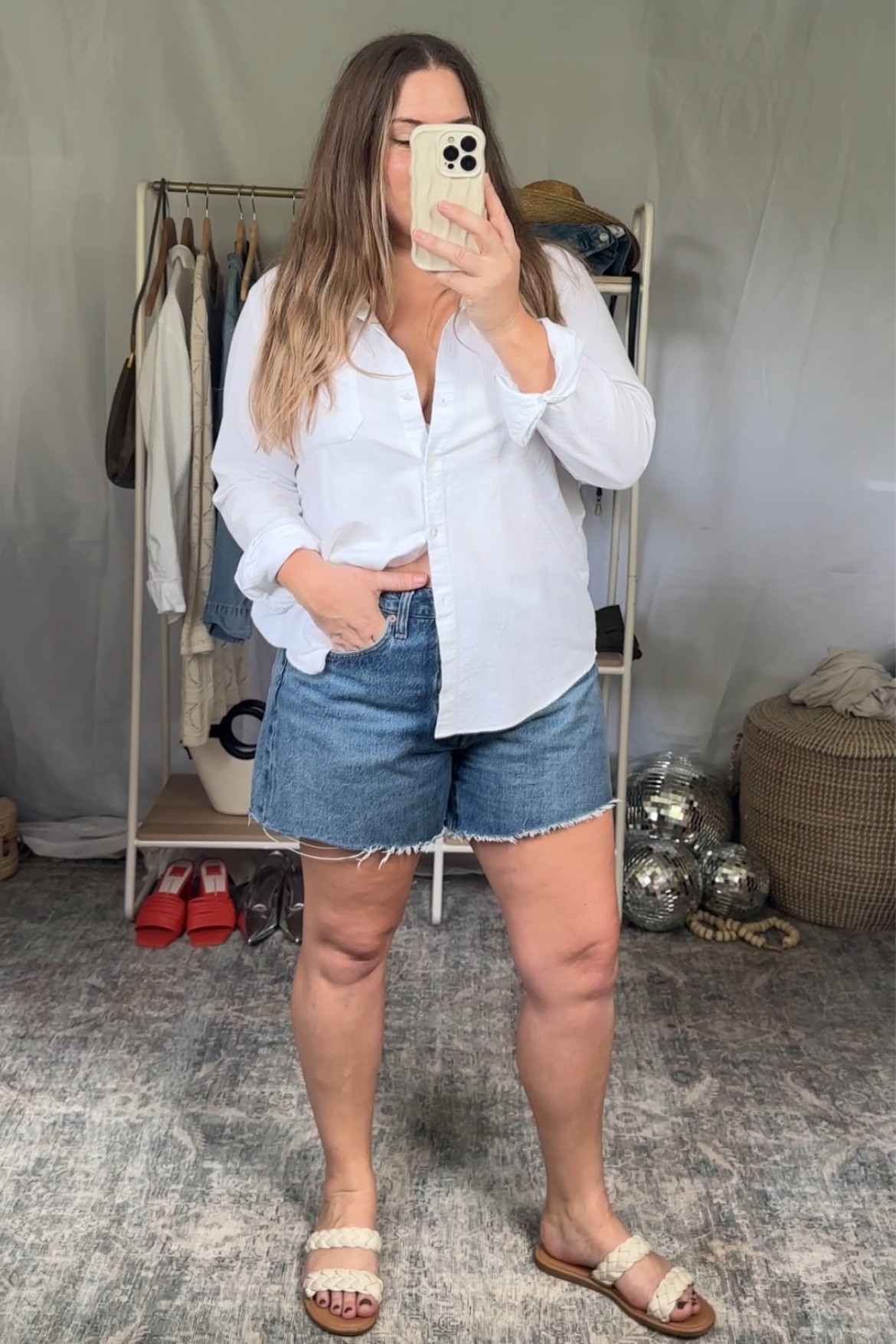 Summer outfit idea

Agolde shorts
White buttondown