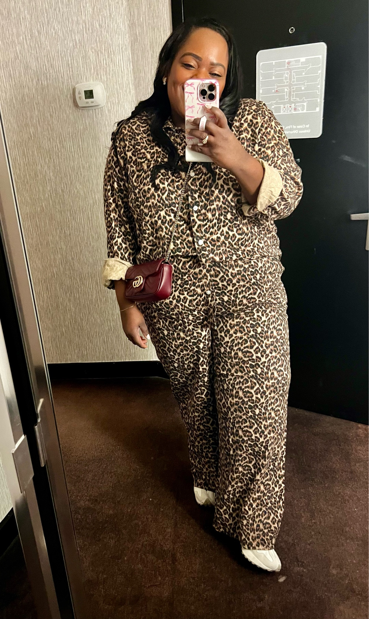 Travel home outfit - Aerie leopard print set. Wearing the xl in each piece. 🗽🍎🧳✈️ 

#LTKCyberWeek #LTKTravel #LTKSaleAlert