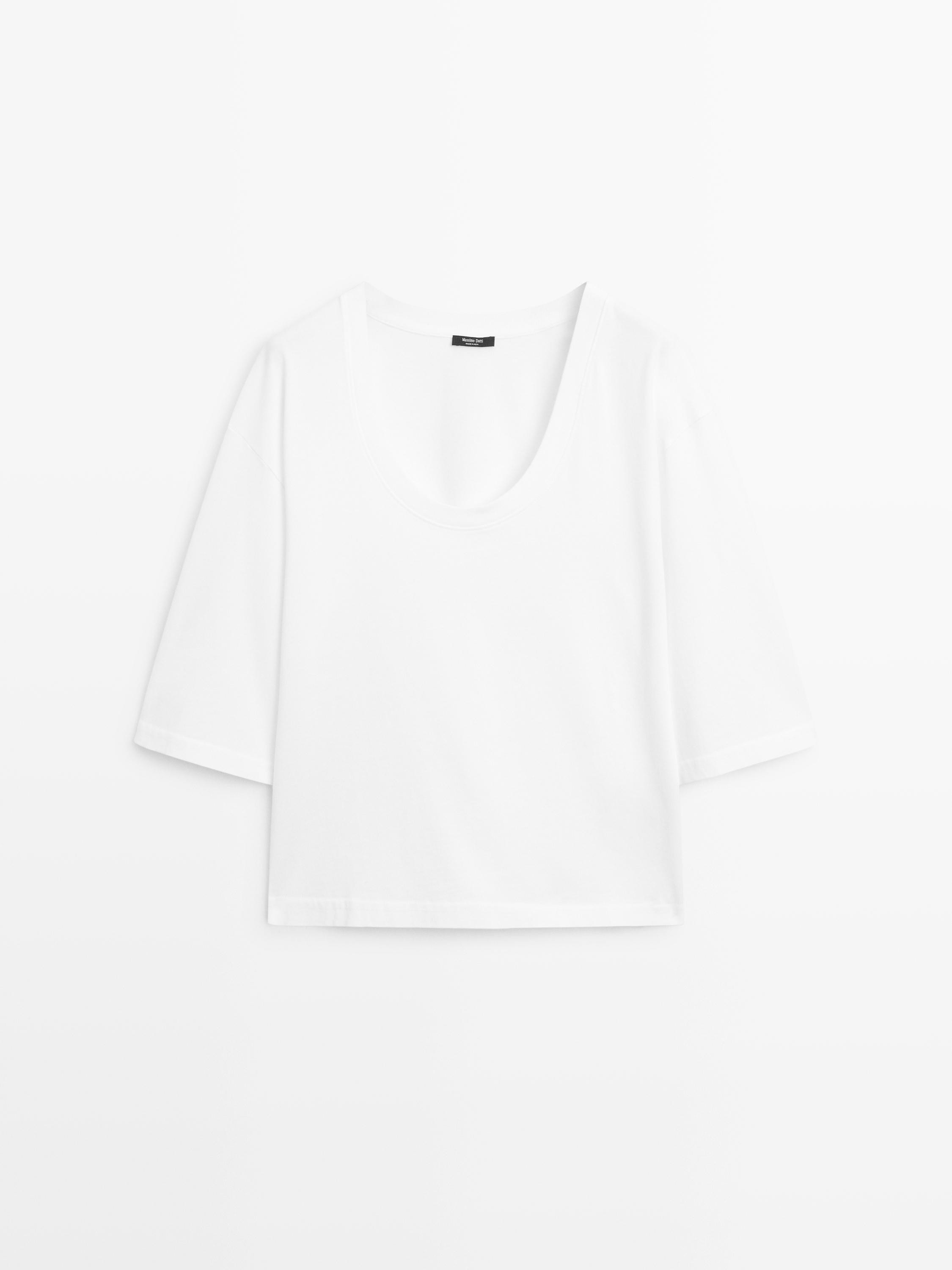 Shirt aus 100 % Baumwolle mit Rundhalsausschnitt | Massimo Dutti DE