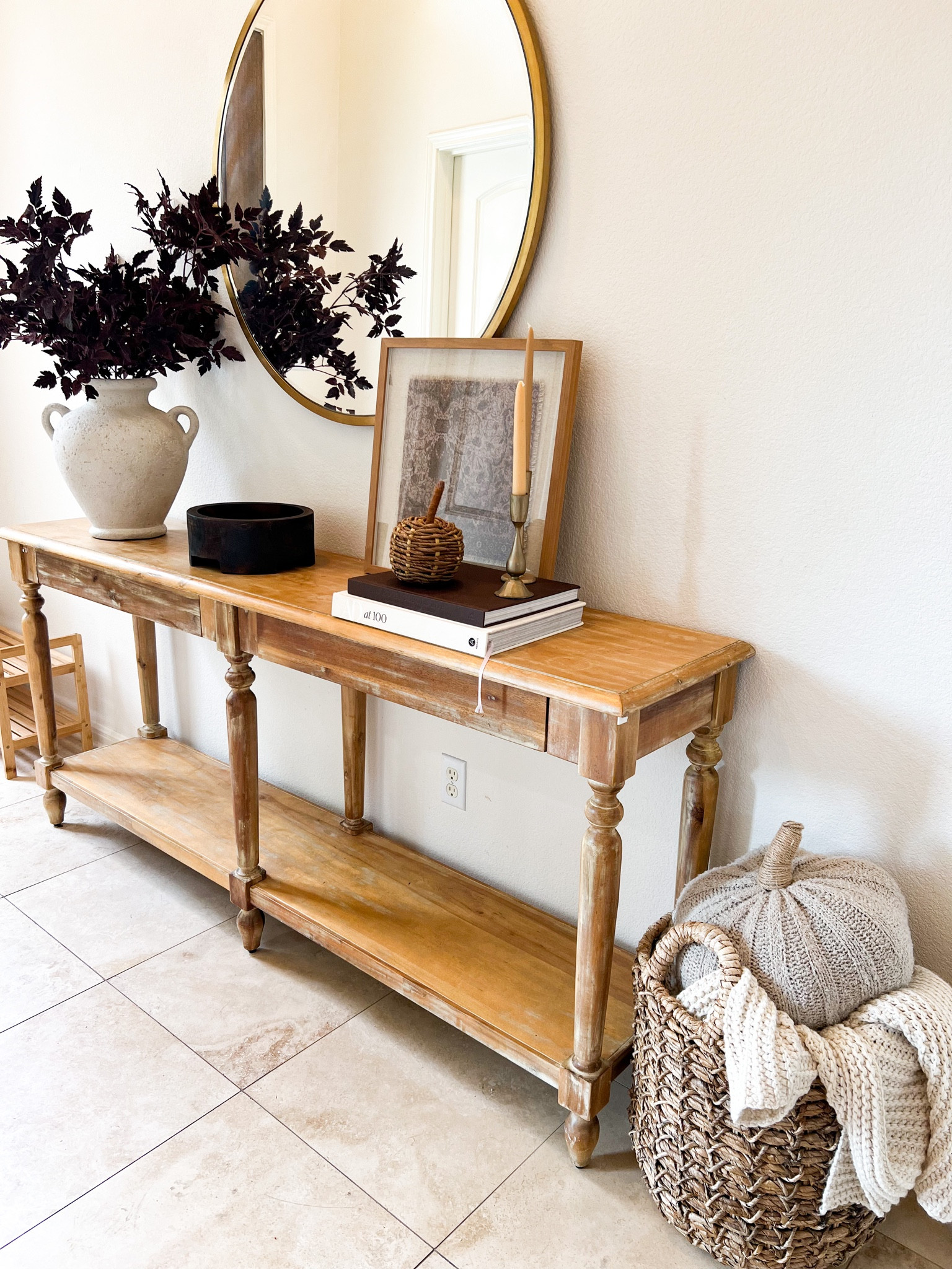 Entry Table Fall Decor

#LTKSeasonal #LTKhome