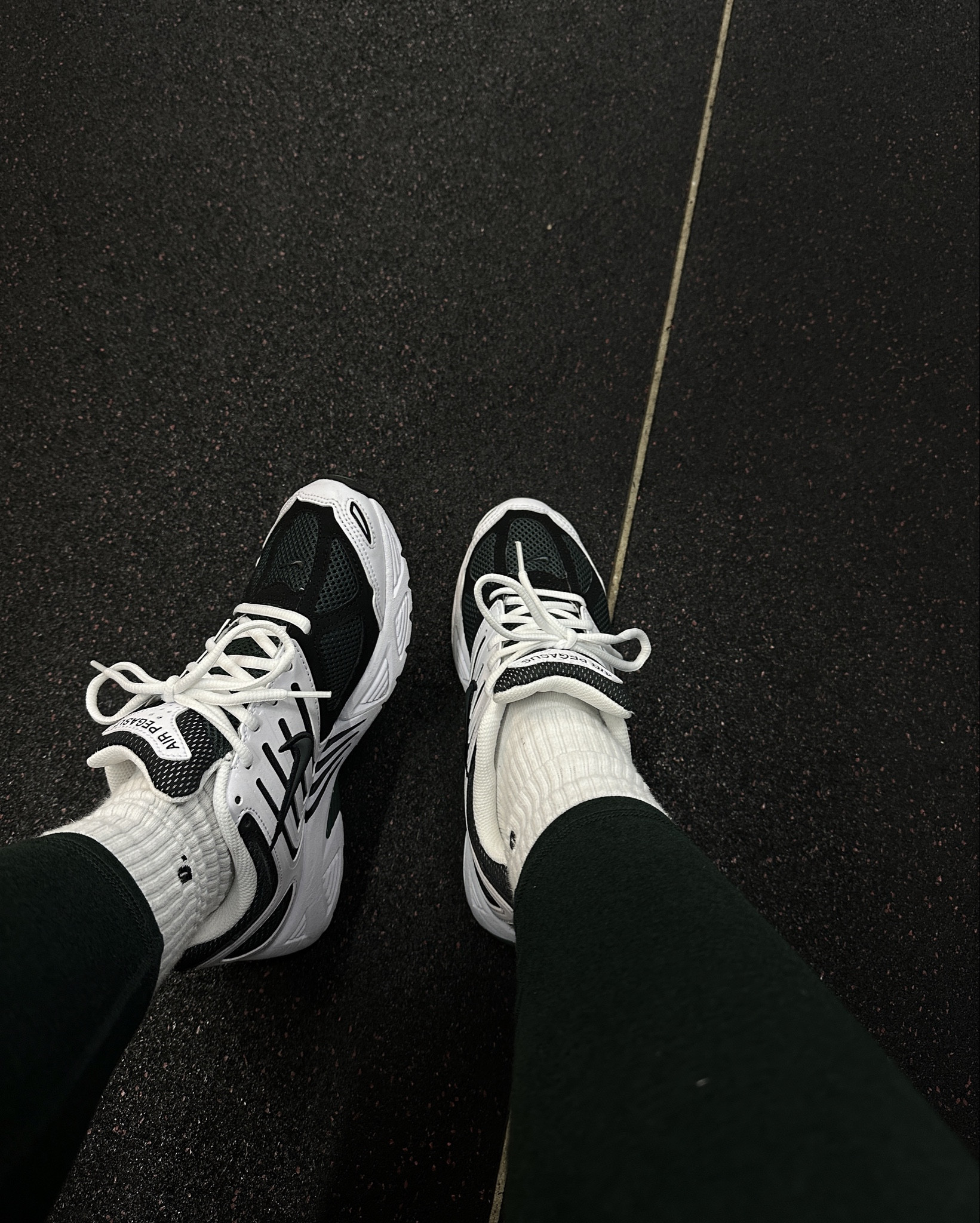 These are a STEAL right now! $100 on Nike!

#LTKFitness #LTKActive #LTKShoeCrush