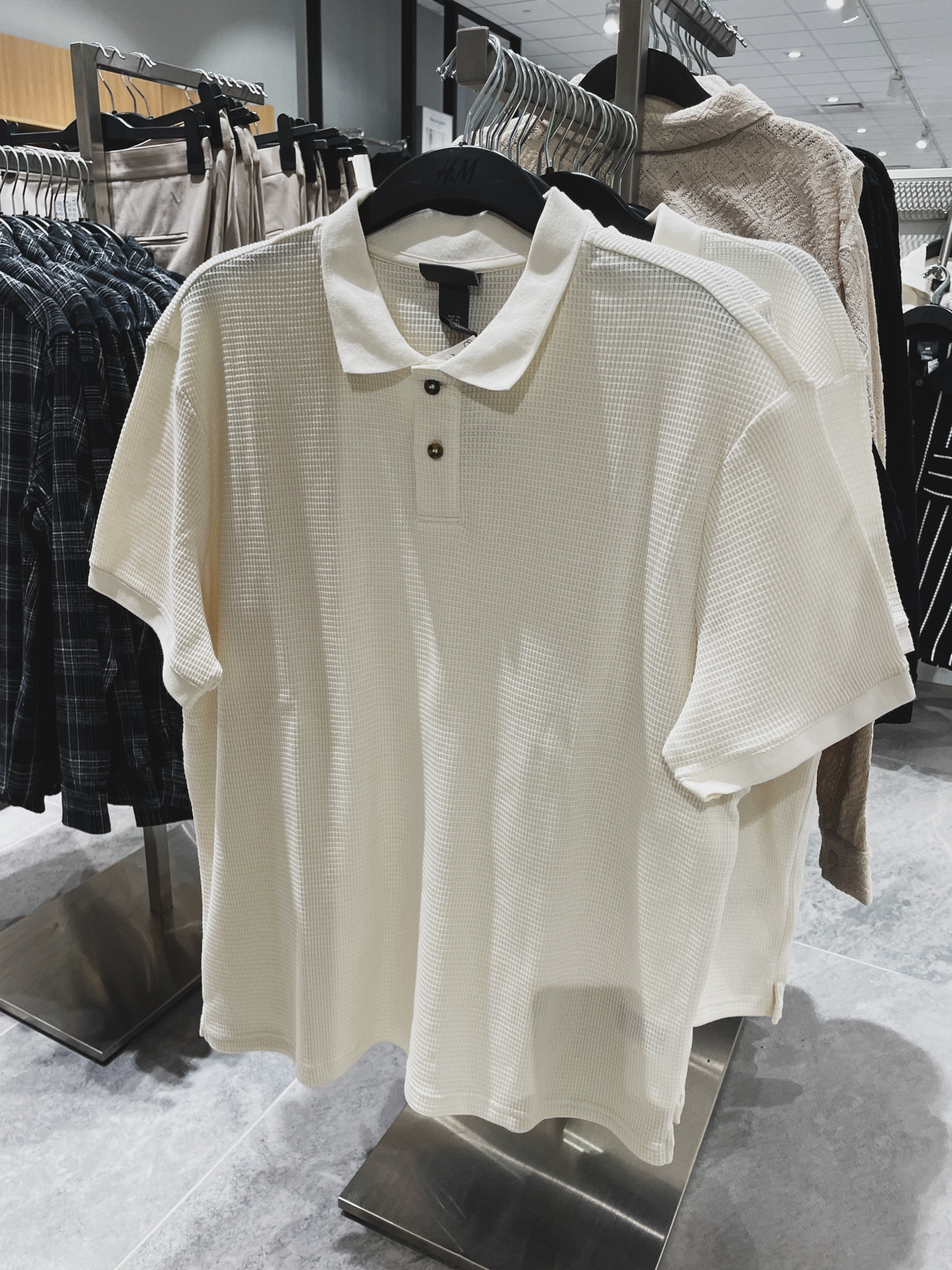 H&M, H&M new arrivals, H&M men, spring, new arrivals, Easter shirt, Easter outfit, men’s resort, men’s resort wear, resort wear, textured shirt

#LTKfindsunder50 #LTKstyletip #LTKmens