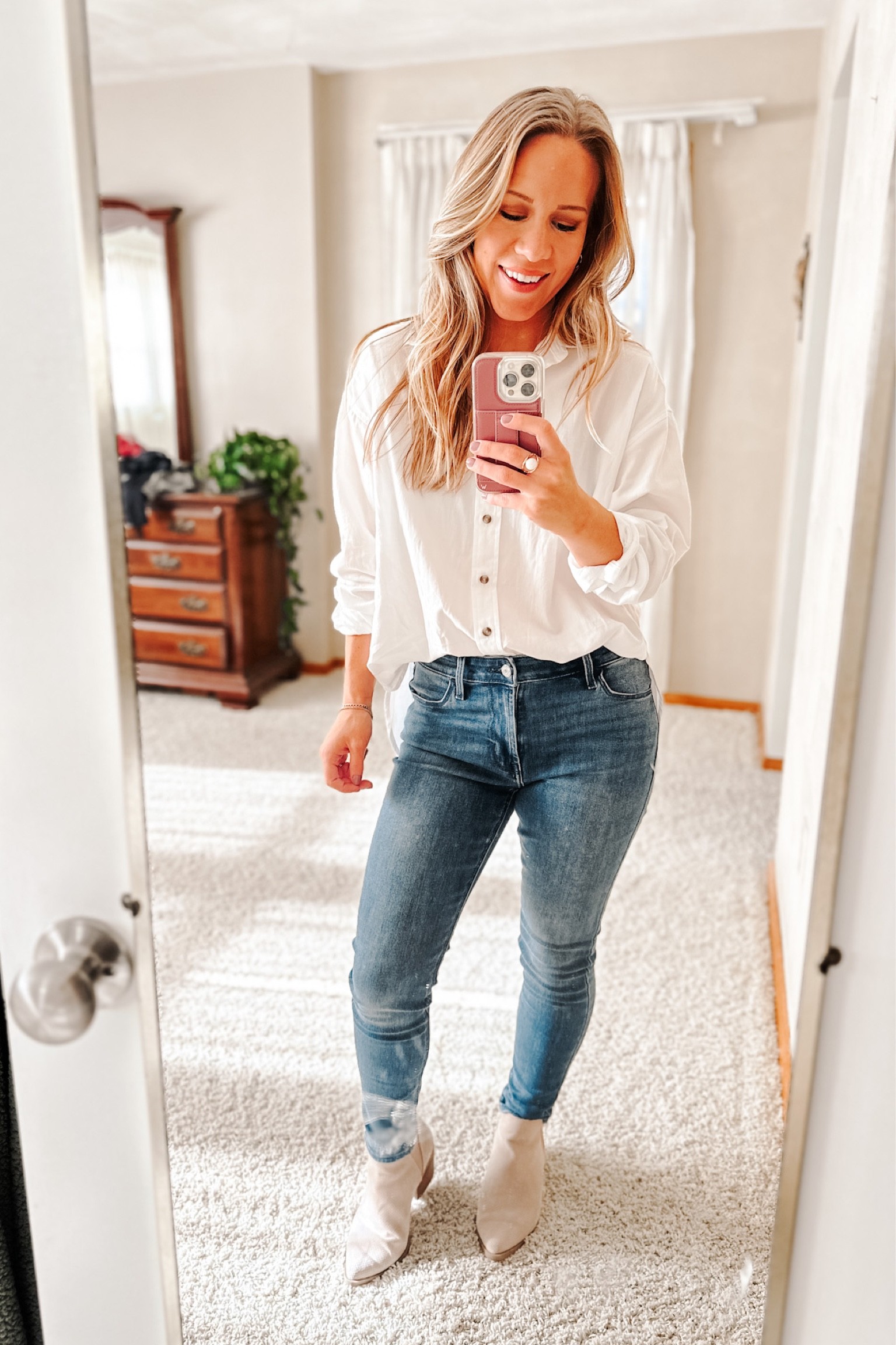 I definitely have more than one color in this button up from Target! 
Top: XS- runs big
Jeans: Size 4, petite 

#LTKstyletip #LTKunder50 #LTKSeasonal