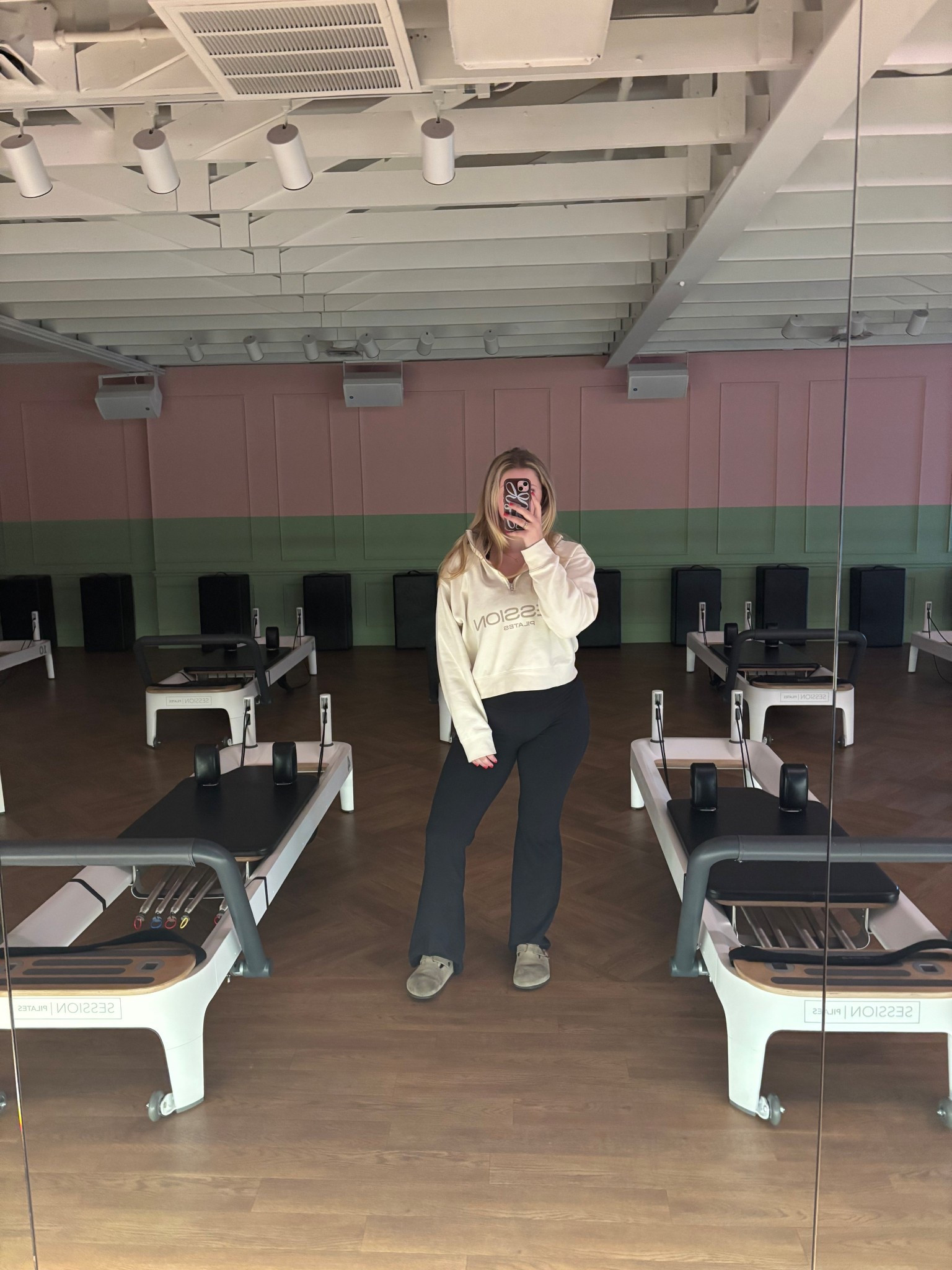 Black & White pilates looks. Simple, classy, and timeless. 🖤🤍

#LTKFindsUnder100 #LTKStyleTip #LTKActive