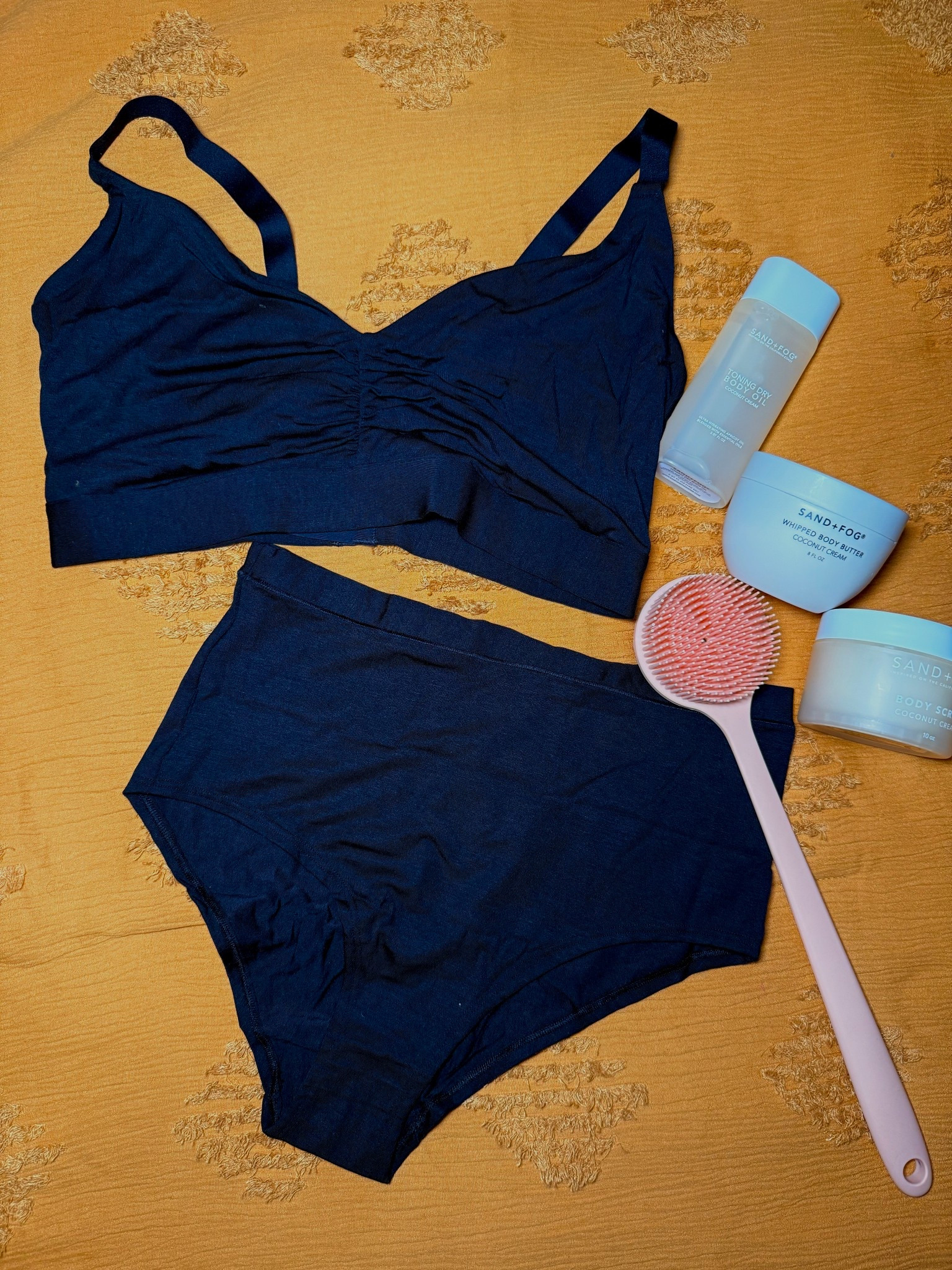 Trying out the new FeelFree collection from Me Undies. I love the inclusive size range from XS-4X. 

#LTKStyleTip #LTKPlusSize #LTKFindsUnder50