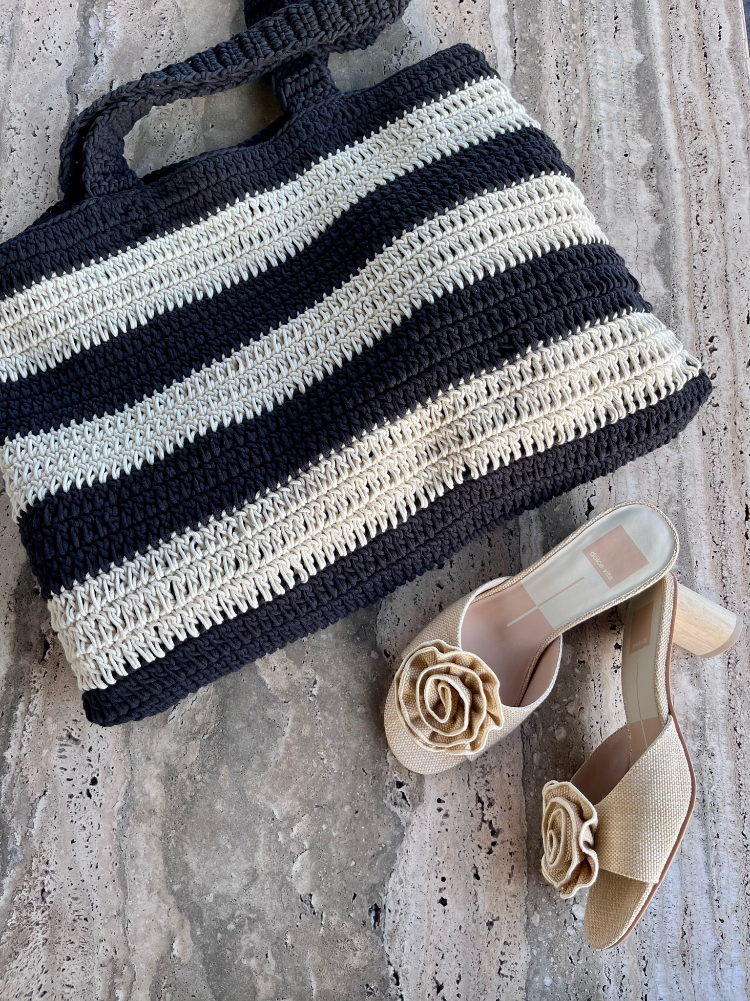 Summer bag
Rosette shoes
Summer sandals


#LTKItBag #LTKShoeCrush #LTKSaleAlert