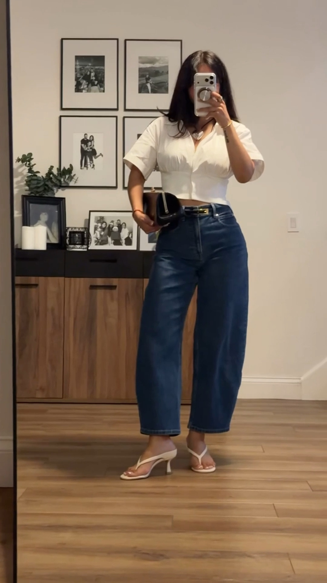 My go to outfit formula: a cute top and jeans!

Wearing a pair of high rise barrel jeans from Everlane with a white short sleeve top from Meshki! 

Barrel leg jeans, how to style barrel jeans, casual outfit idea, spring outfits, casual style

#LTKSeasonal #LTKootd #LTKgrwm