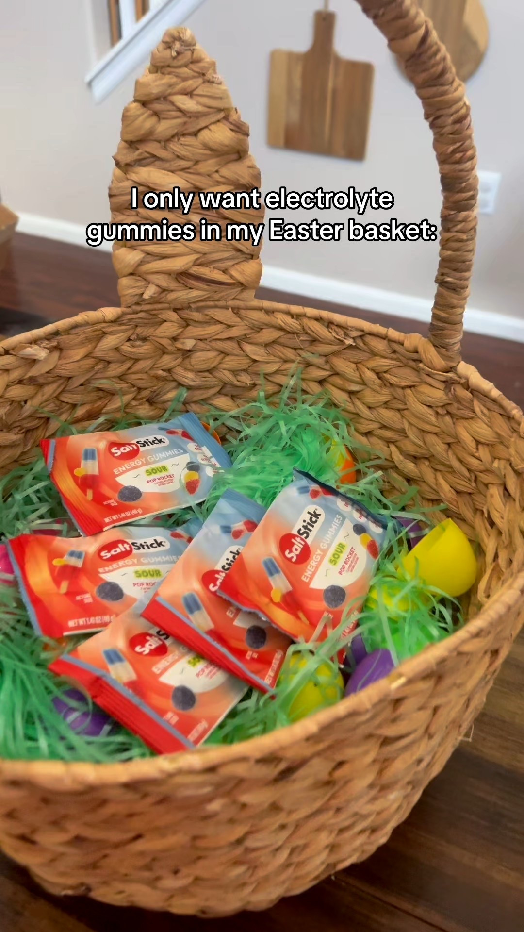 Hitting that afternoon slump or pushing through a tough workout? These energy gummies are an easy, no-mess way to refuel and keep going strong.

#energygummies #workoutfuel #endurancesupport #activeliving #healthboost

#LTKNYFW #LTKValentine #LTKdayinmylife