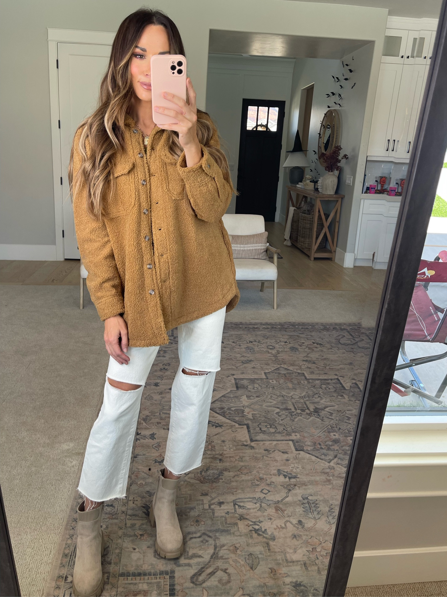 SHACKET size small
Jeans size 0 run a little big also come in longs but I’m wearing a regular 

#LTKstyletip #LTKsalealert #LTKunder50