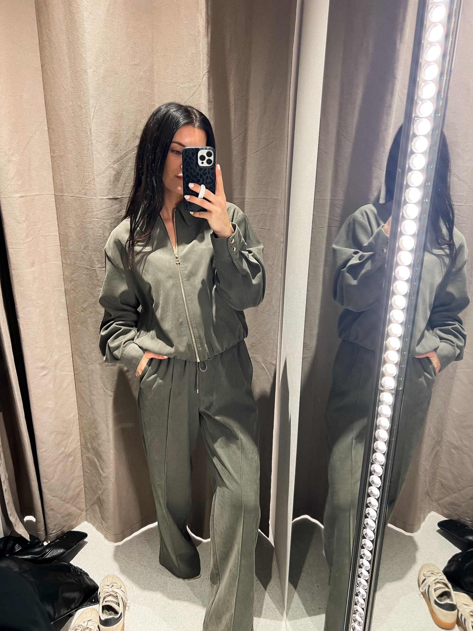 Suede set 😍

#LTKHoliday #LTKGiftGuide #LTKmomlife