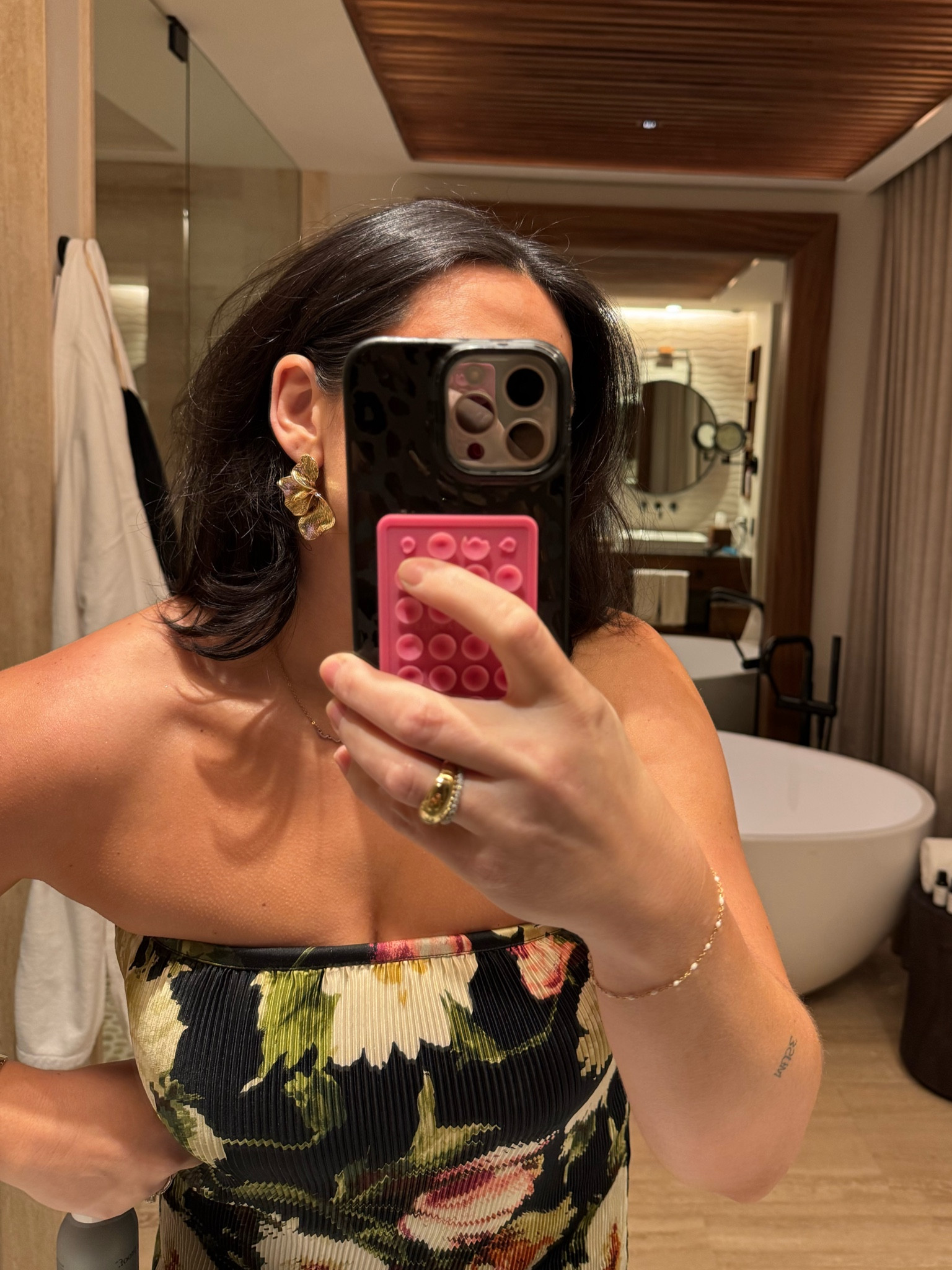 These earrings needed a moment. 

#LTKBeauty #LTKWedding #LTKTravel