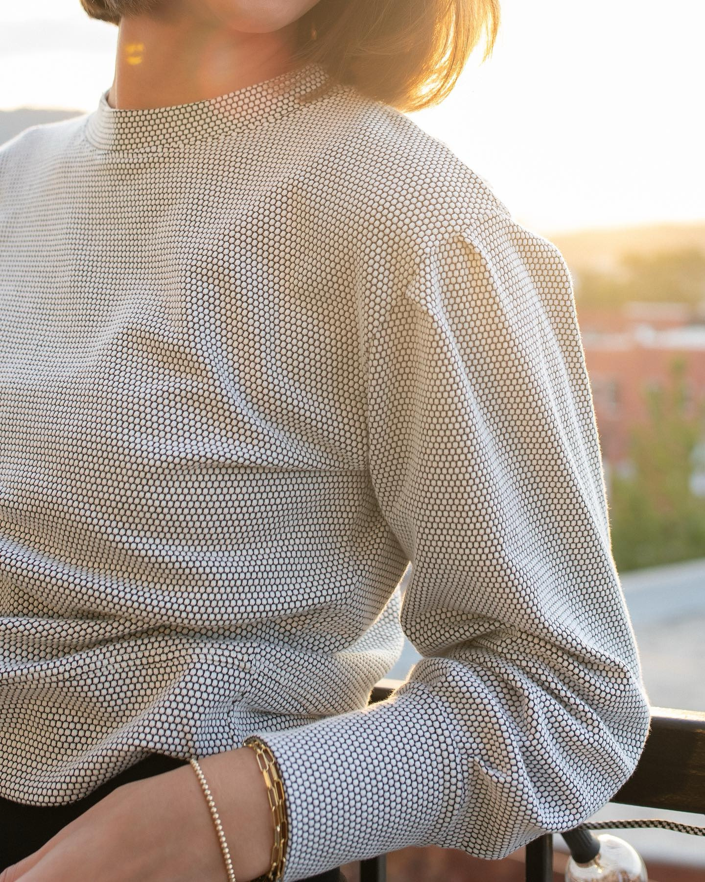 Sweet Sunday sunsets in my @albionfit pullover 🌅🧡💛 

Thankful for the season the Lord has us in at the moment. And especially thankful for the beautiful sunset views we get to cherish daily from our balcony! Dalton and I are pretty much set on ensuring our home always has sunrise & sunset views. If you know, you know! 

•
Top - https://rstyle.me/+qyTCHAawwmvAFiehXKi2bw
•
•
•
•
#ootd #albionfit 
#fashioninspo #afordablefashion #fashionlovers #outfitoftheday #fashionweek #fashionaddict #fashionistas #fashiongram #fashionstyle #fashionable #fashionista #style #ootdfashion #instadaily #albionlifestyle #fallfashion #pullover