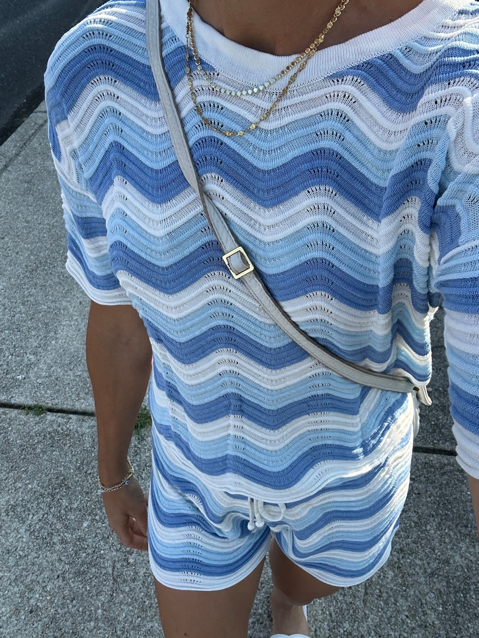 Easy short and top set 

#LTKSeasonal #LTKFindsUnder50