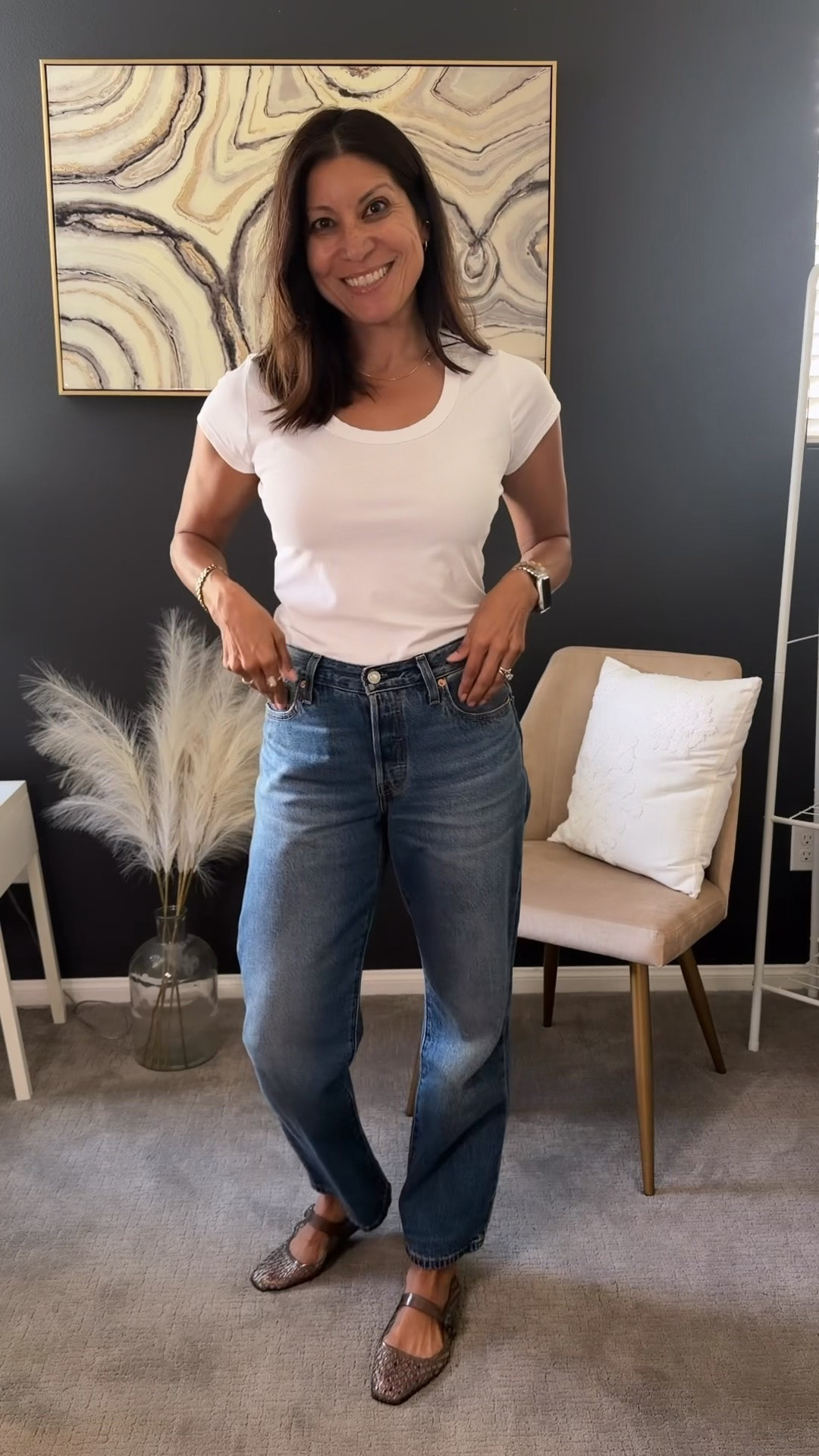 Keep it simple Sunday! 
 For me I keep it simple most days :) 

Jeans @levi wearing a 25 lightweight Denim some stretch 

Tee @Walmart small 

Shoes tts @samedelman

#LTKootd #LTKPetite #LTKSeasonal