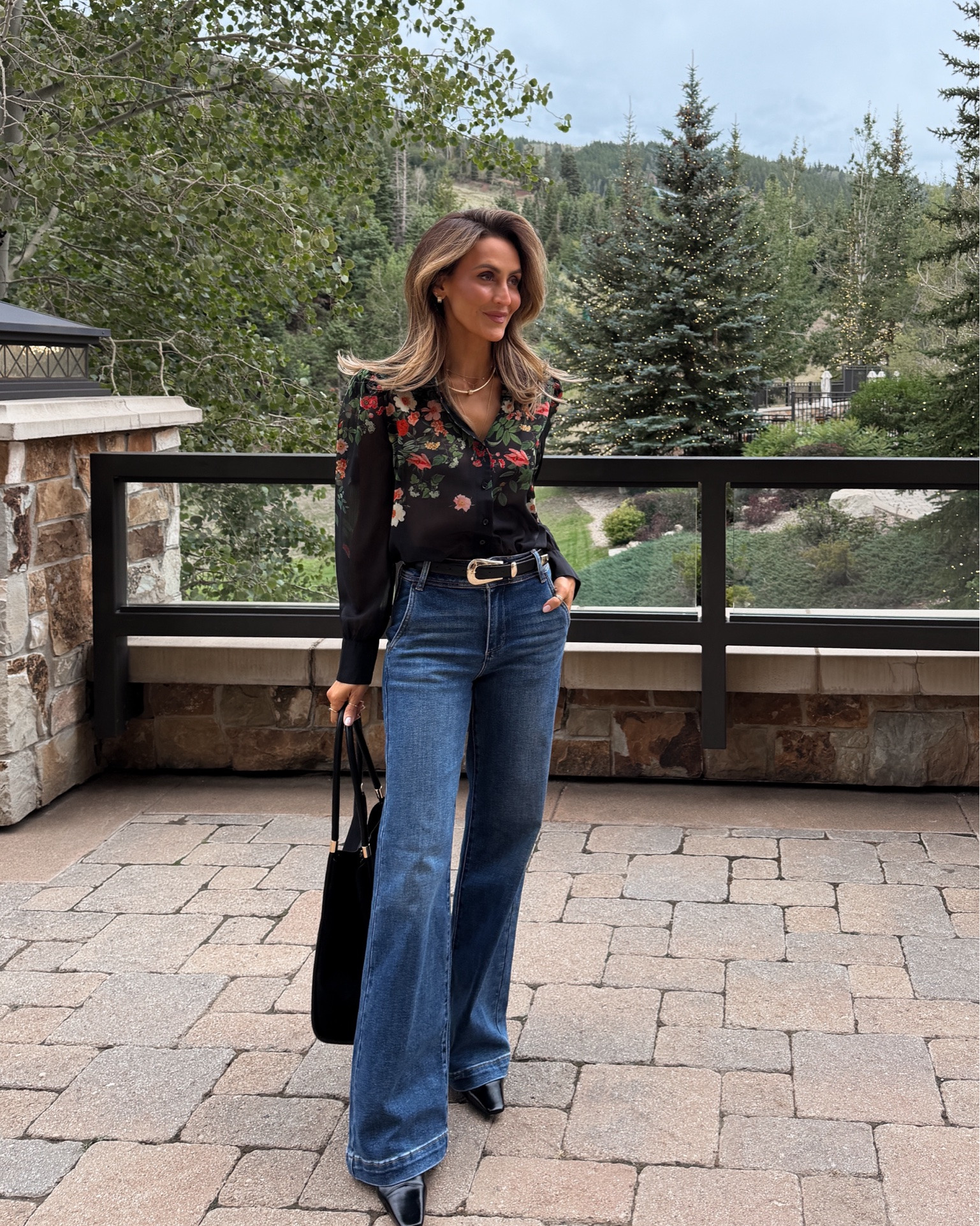 Dinner outfit - wearing size xs on top and 25 on trouser jeans (these are so elevated!)

#LTKootd #LTKgrwm #LTKOver40