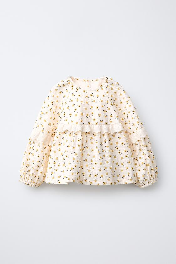 FLORAL LACE RUFFLE BLOUSE | Zara US