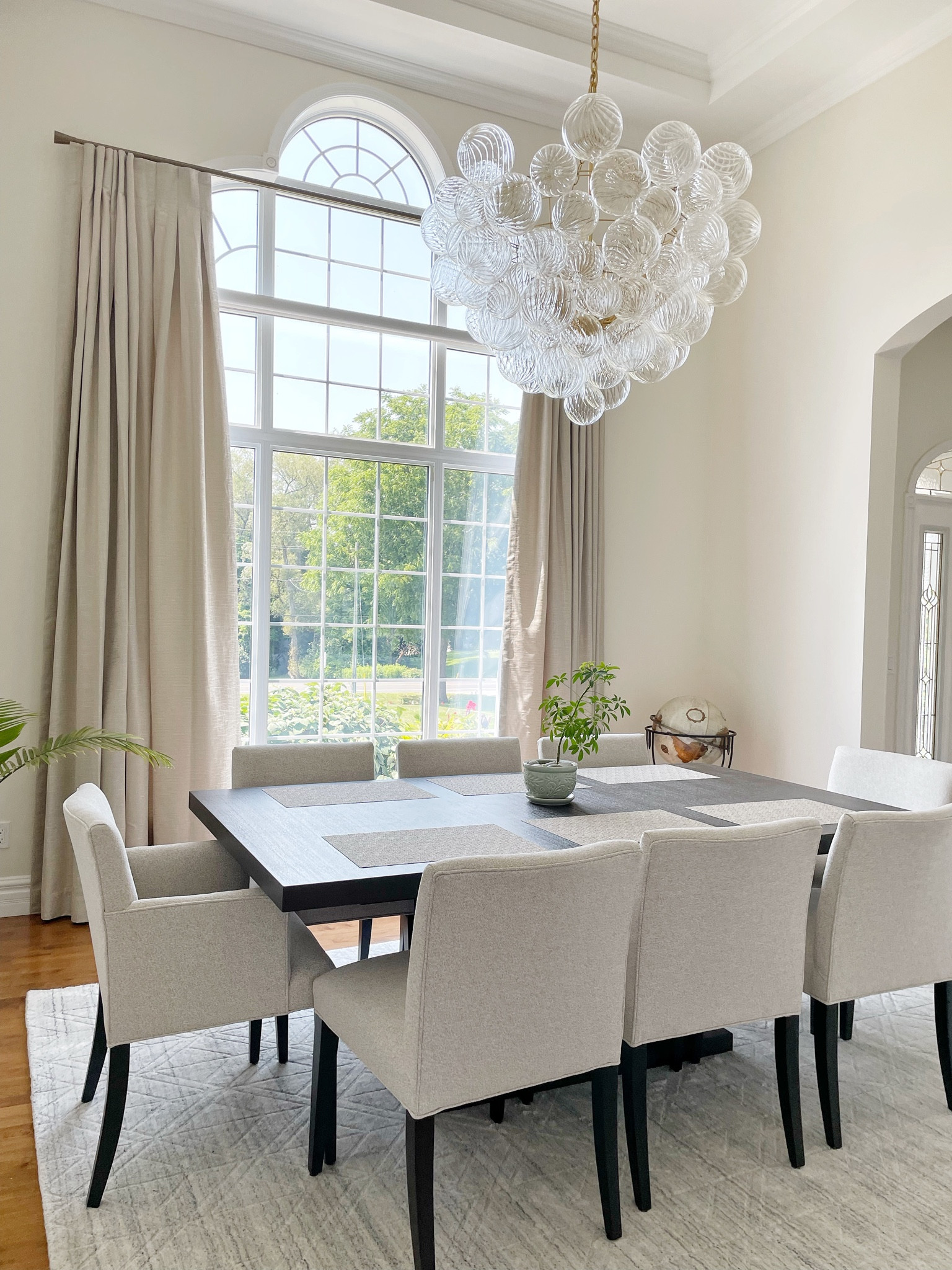 Dining Room Refresh in Progress


#LTKstyletip #LTKhome