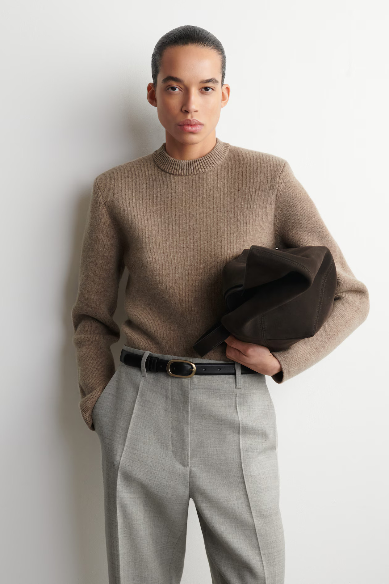 SCULPTED-SHOULDER MERINO WOOL JUMPER - BEIGE | COS GB | COS UK