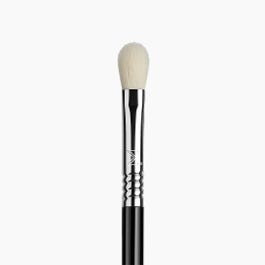 E24 Diffused Blend™ Brush | Sigma Beauty