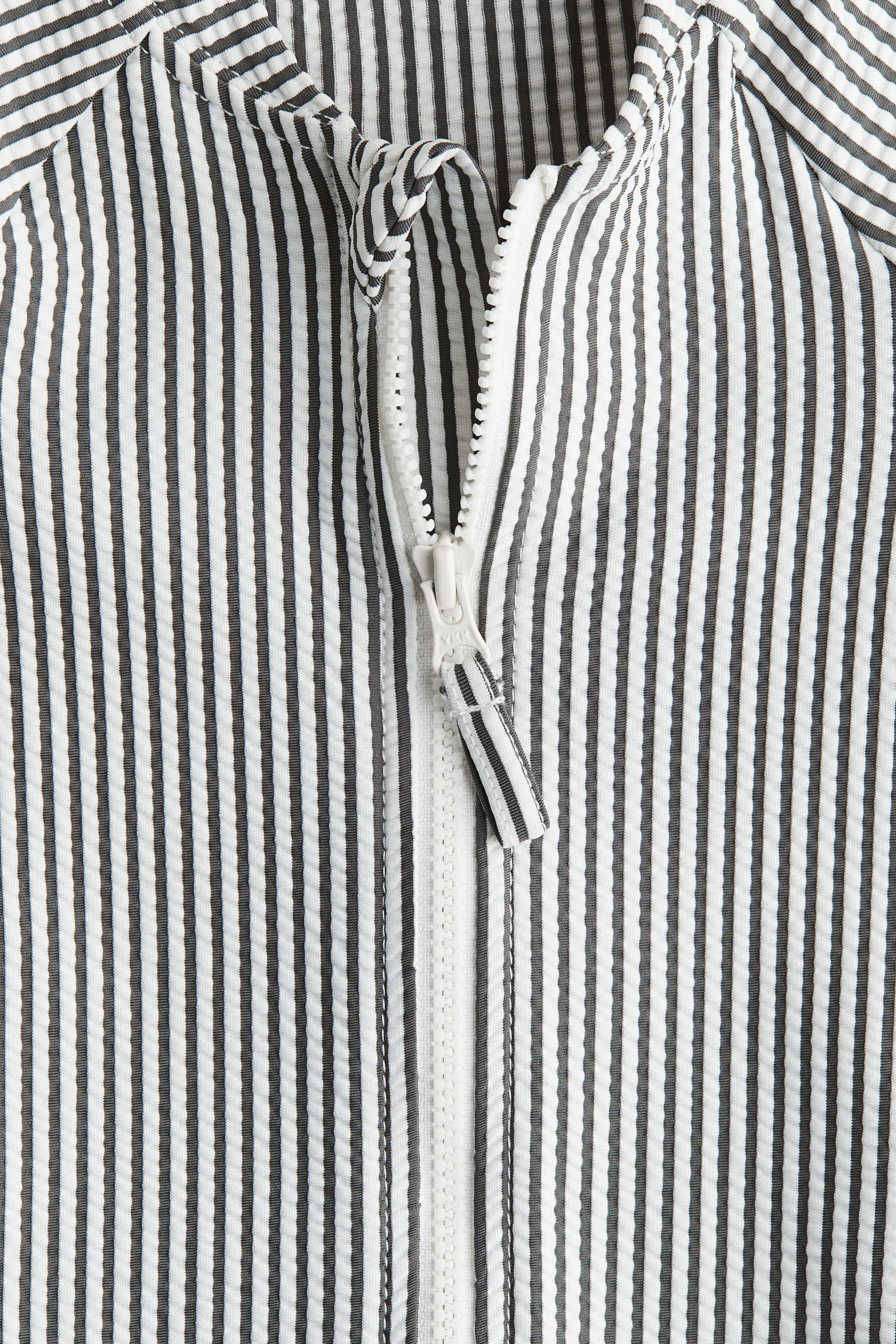 UPF 50 Surf suit | H&M (UK, MY, IN, SG, PH, TW, HK)