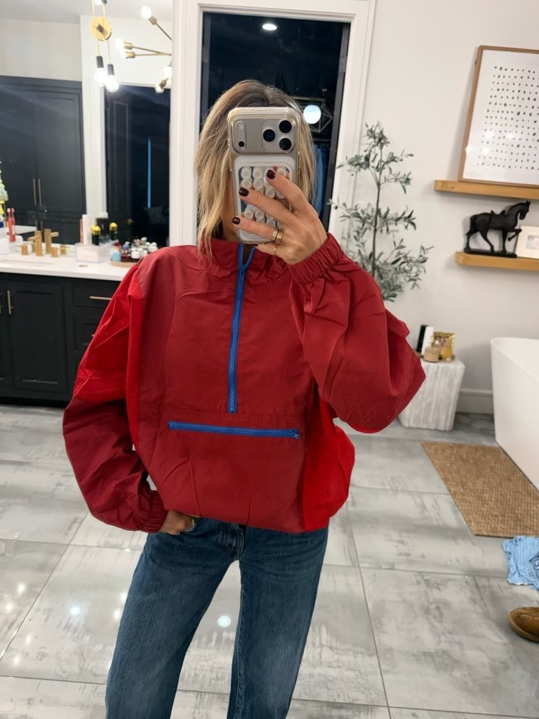 My fave wind breaker! 

Wind breaker, fall, fall fashion, fall clothes, rain jacket, women’s fashion, petite fashion