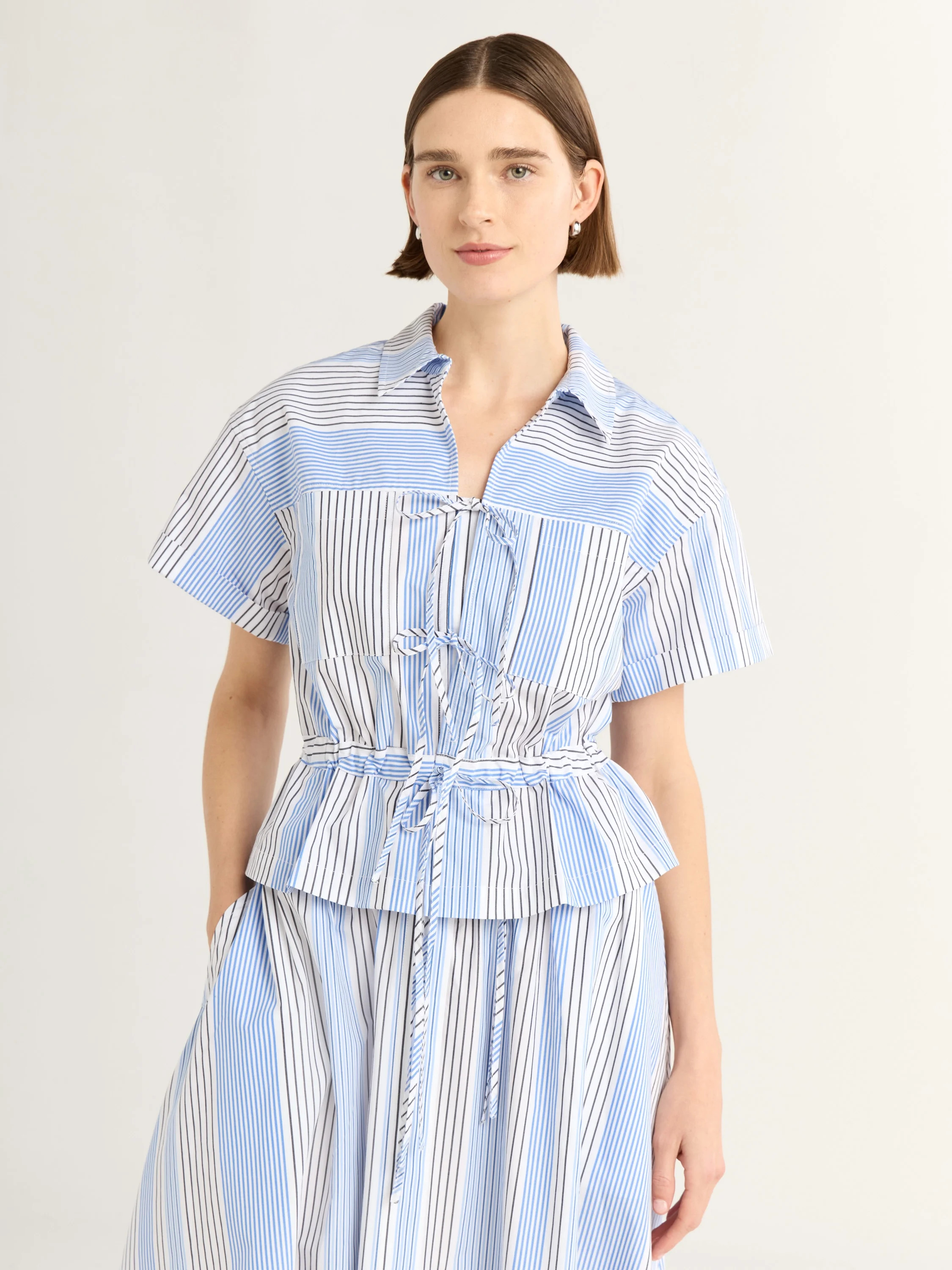 Free Assembly Women's and Women's Plus Bow Front Cotton Utility Shirt with Short Sleeves, XS-4X | Walmart (US)