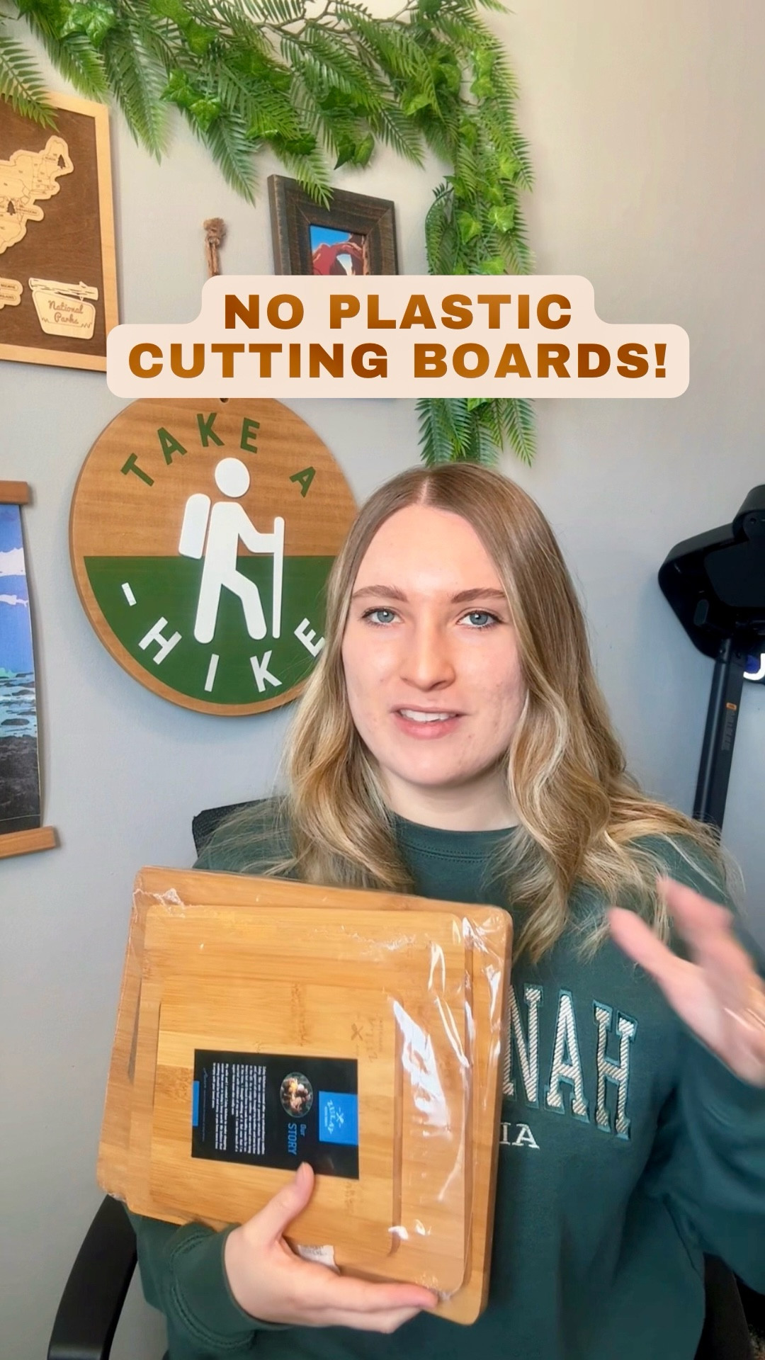 I use bamboo cutting boards because they don’t put microplastics into my food! I also throw them in the dishwasher for super easy cleaning!
#kitchen #cookingg

#LTKFindsUnder50 #LTKHome