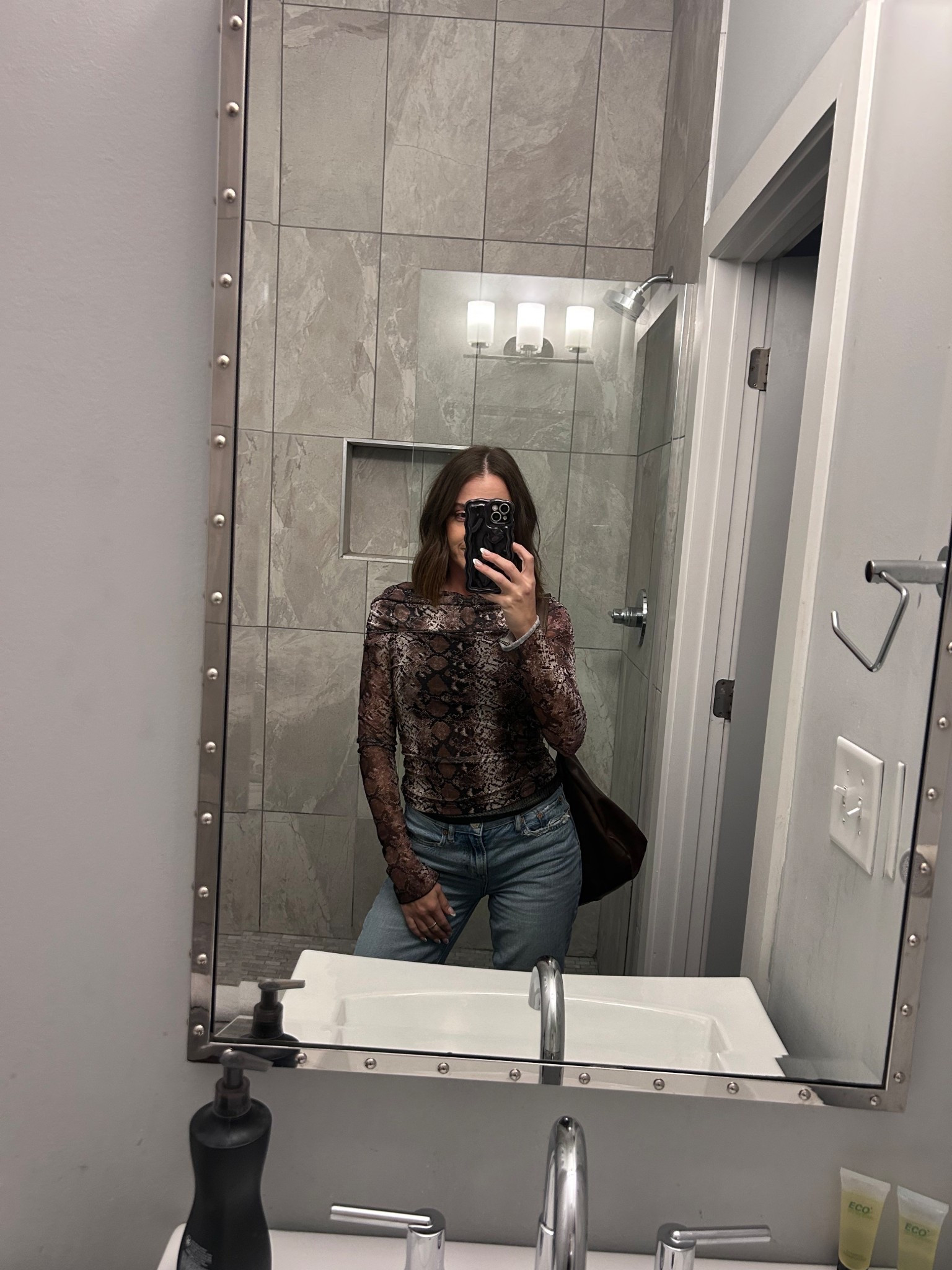 I’m so sad there’s an error message when i try to upload the shirt 😩 but i won’t gatekeep- it’s from Target and I’m wearing a size small. 

#LTKPetite #LTKootd