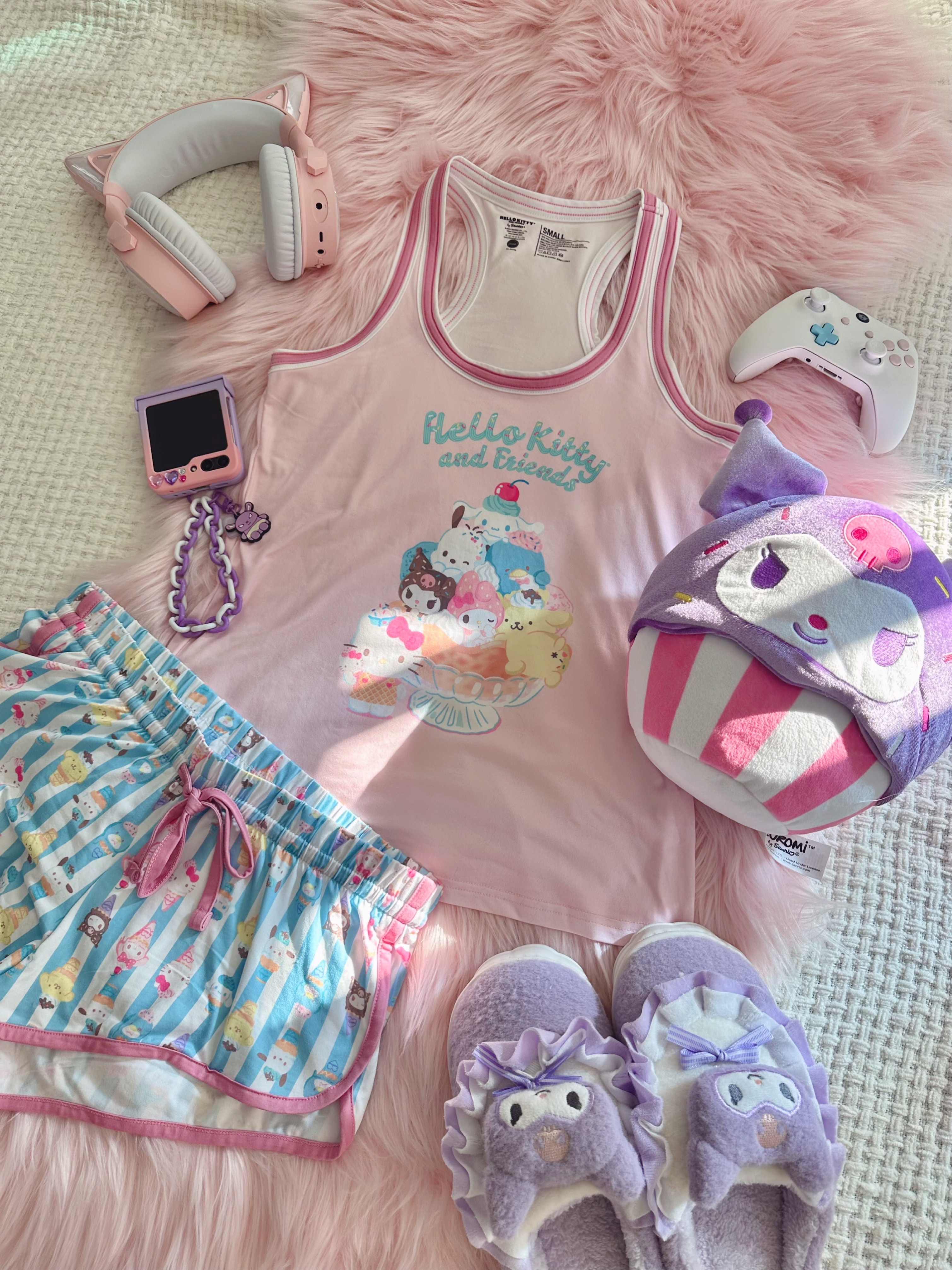 The cutest Hello Kitty & Friends lounge set! 🎀🩵 I paired it with matching gaming peripherals + fuzzy slippers to go with my cozy gaming aesthetic~ This Sanrio set is perfect for hanging out at home while watching a movie or relaxing while playing games! 🎮

Linked the full look + extra accessories! ✨

#LTKStyleTip #LTKFindsUnder50 #LTKShoeCrush