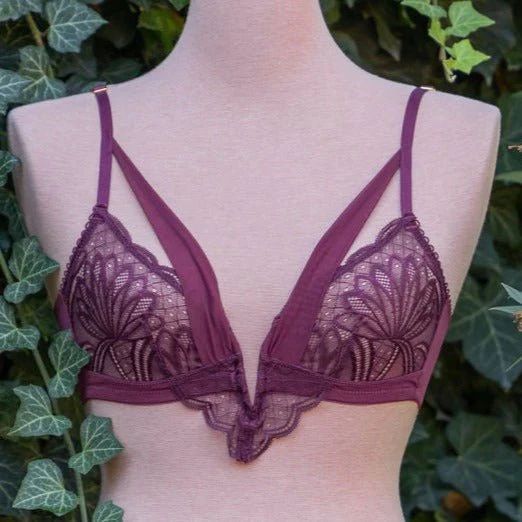 Lace & Mesh V-Wire Bralette - Wine | Mentionables