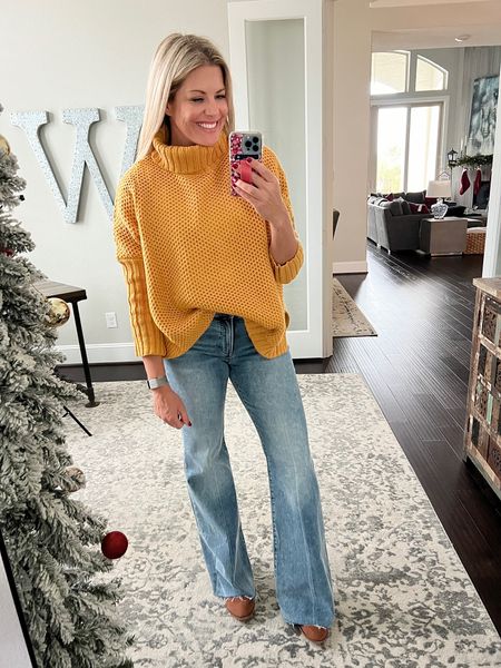 Casual Winter Outfit



Fashion blog  fashion blogger  trendy fashion finds  winter outfit inspo  winter fashion  trendy sweater  holiday party outfit  what I wore  outfit post  holiday style guide 

#LTKover40 #LTKSeasonal #LTKstyletip