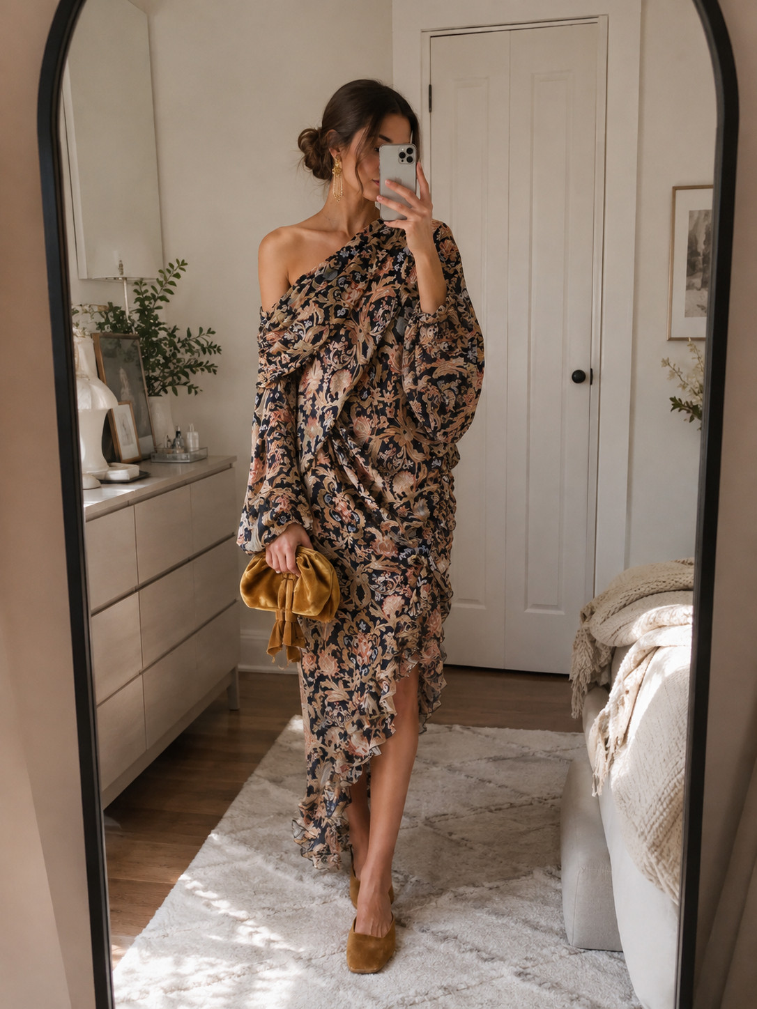 How cute is this Zimmermann floral dress? 🌸 The print is so pretty and romantic, and I love the one-shoulder detail. Perfect for a fall wedding when you want something feminine but still easy to wear.

#Zimmermann #FallWeddingGuest #WeddingGuestDress #FloralDress #FallWedding #FallStyle #WeddingGuestOutfit #AutumnFashion #USAStyle #FashionInspo #LTKStyle 

 #LTKSeasonal #LTKU #LTKWedding