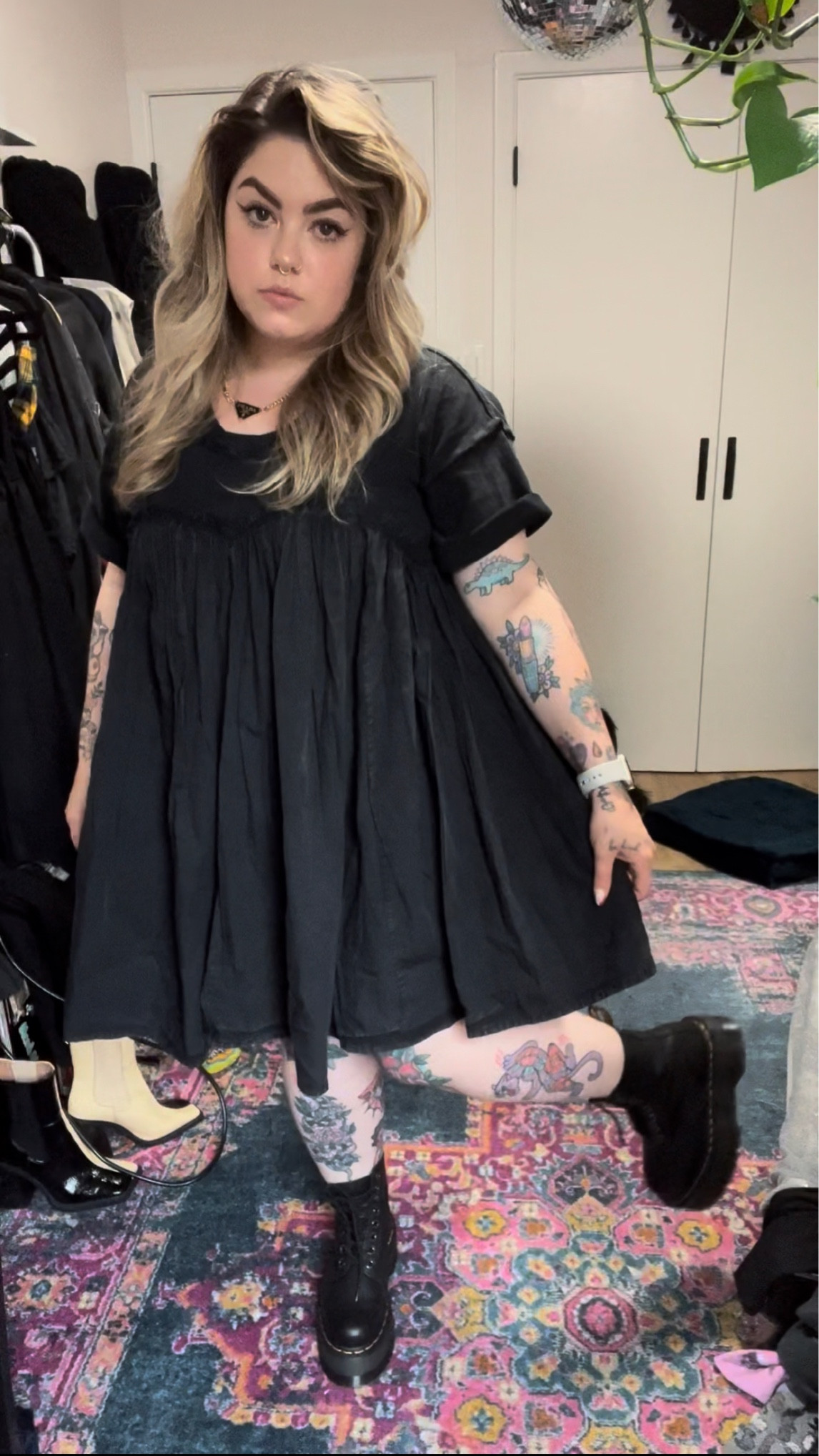 Dr. Martens look 2🖤

#LTKshoecrush #LTKstyletip #LTKcurves