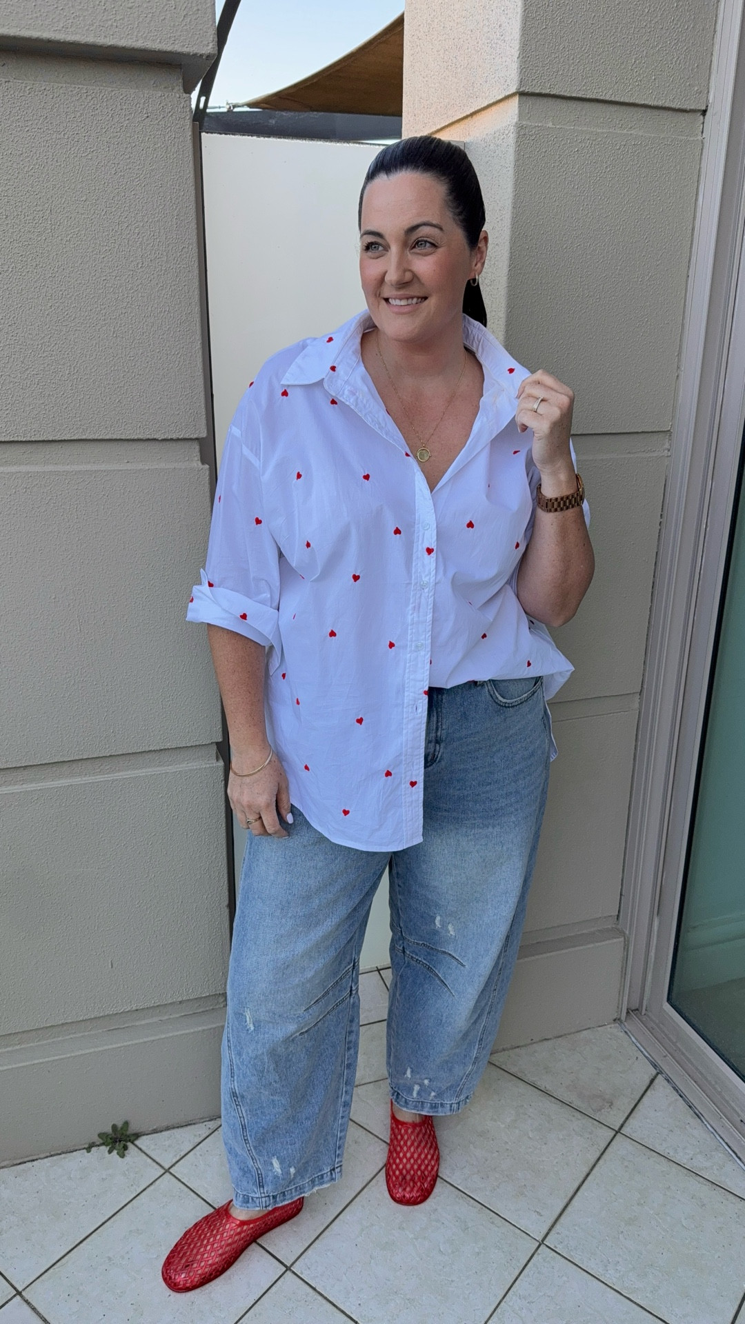 City Chic hearts shirt and barrel leg jeans 👌🏻

#LTKmidsize #LTKplussize #LTKstyletip