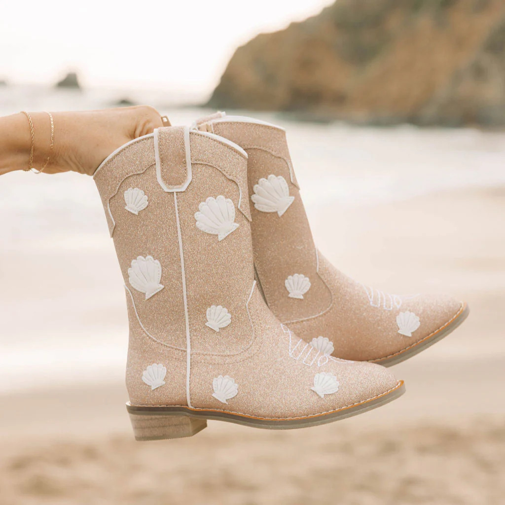Cowgirl Sandy Cove Boots | Wild + Rae