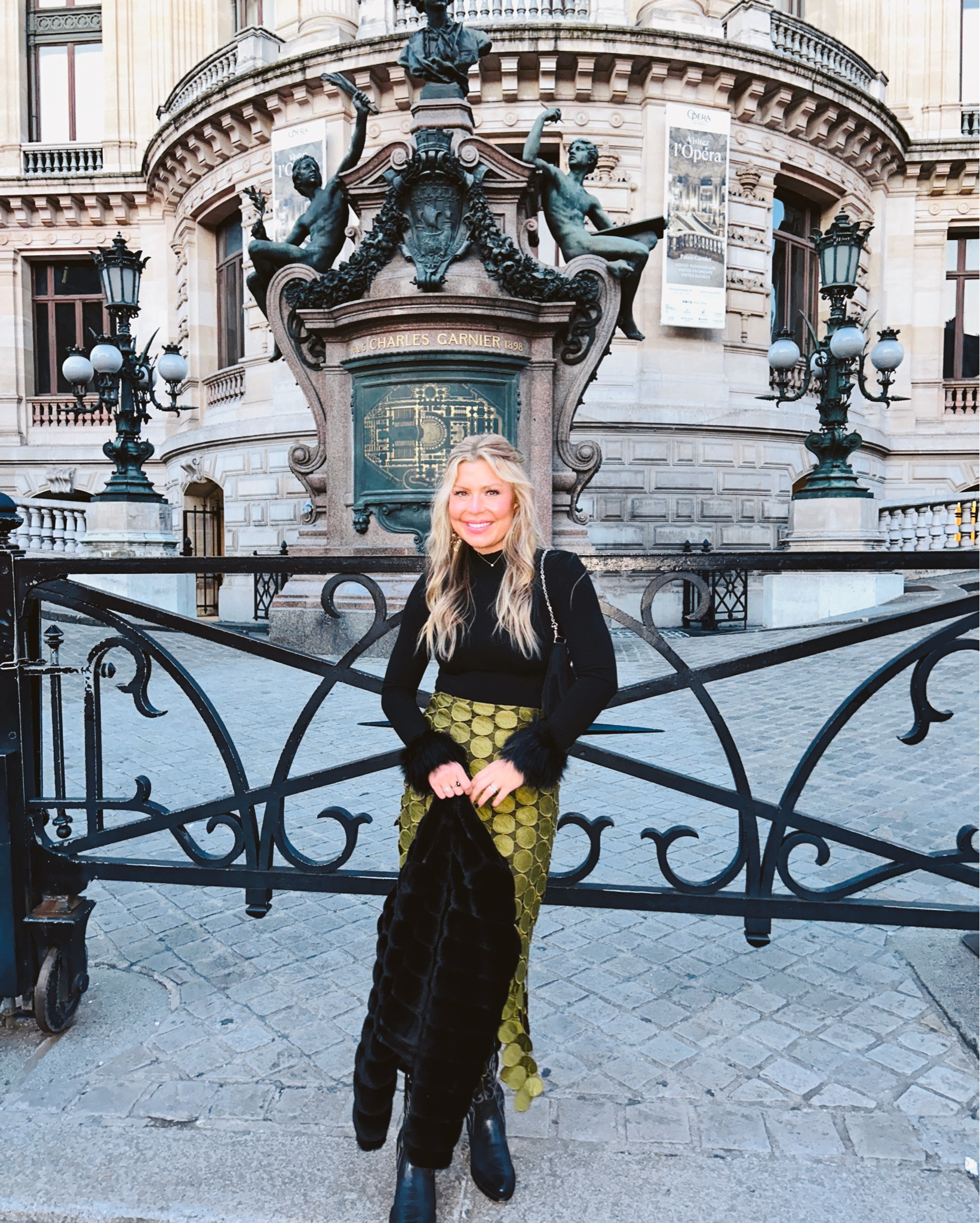 Paris OOTN 😚✨

#LTKFindsUnder100 #LTKTravel #LTKStyleTip