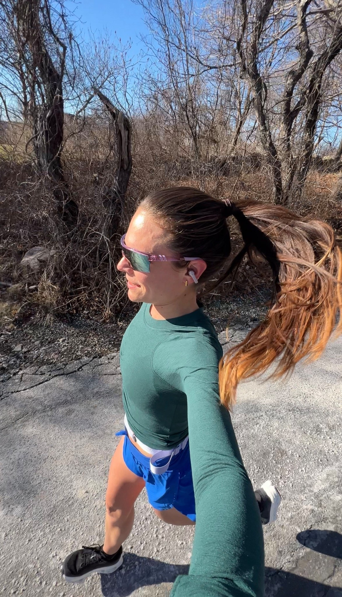 Warm day of winter running! ☀️

#LTKfitnessgoals #LTKActive #LTKmorningroutine