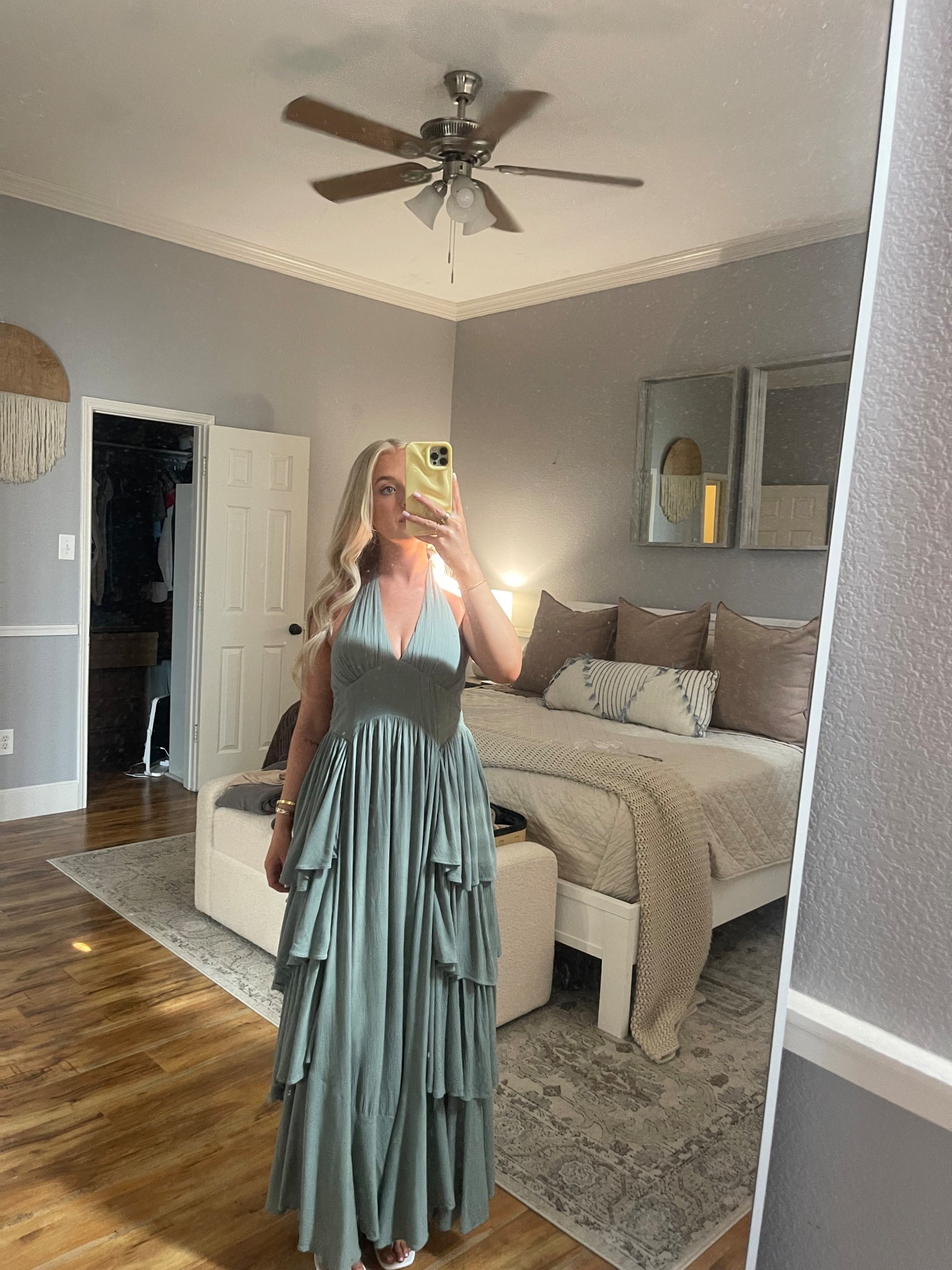What I wore for a rehearsal dinner! Wearing a size small 
-
-
-
Summer wedding guest dress, flowy dress, free people dress, ruffled dress, wedding guest dress under $100, free people favorites