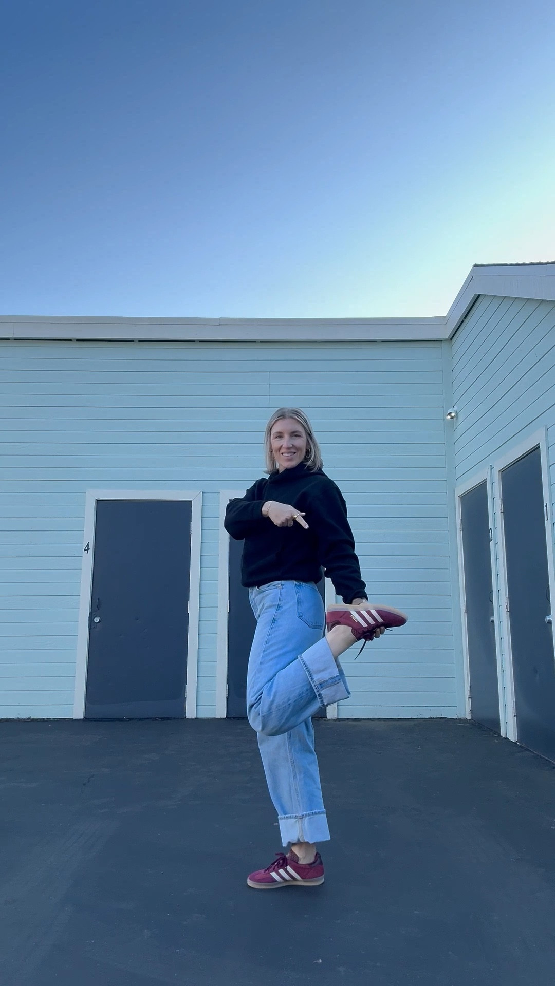 Perfect casual Mom vibes outfit!!!

#LTKFindsUnder100 #LTKdayinmylife